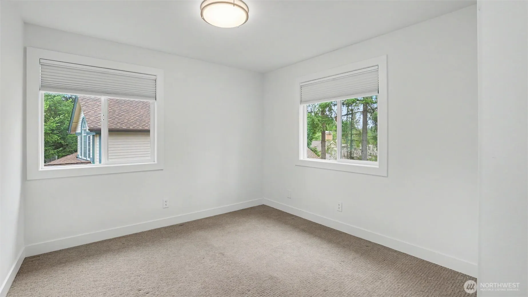 25506 SE 41st Court , Sammamish, WA 98029