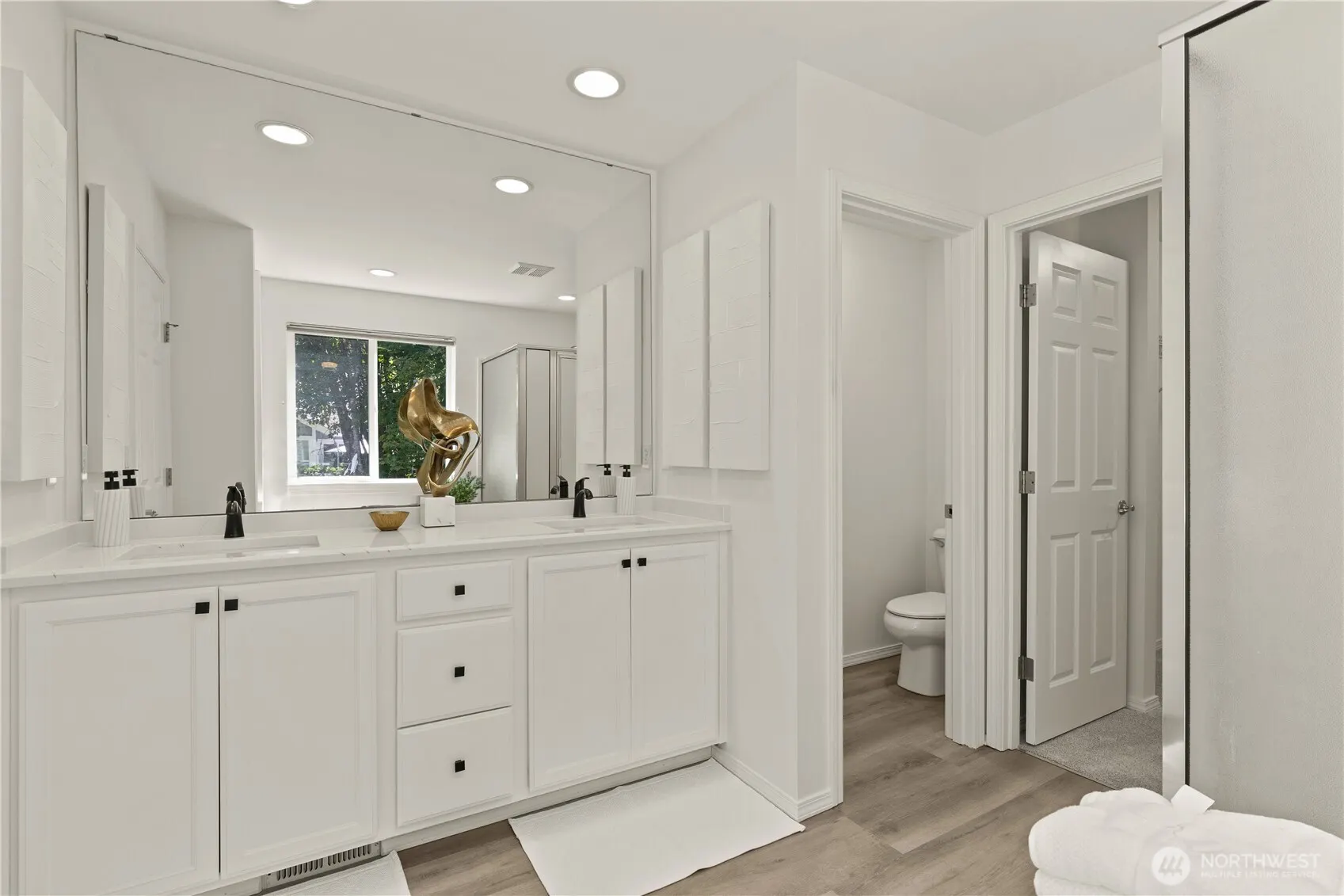 20345 128th Place NE, Woodinville, WA 98072