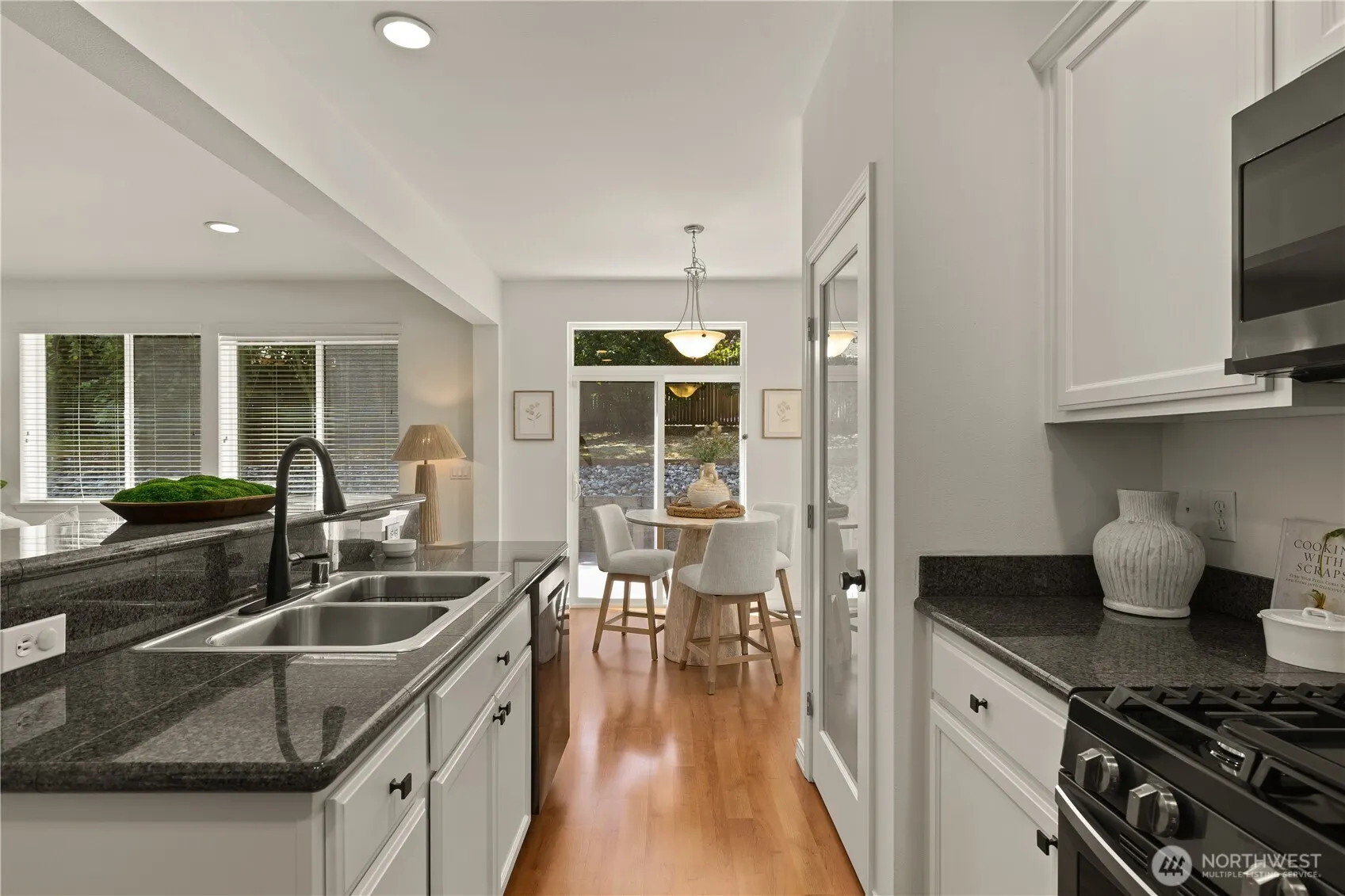 20345 128th Place NE, Woodinville, WA 98072