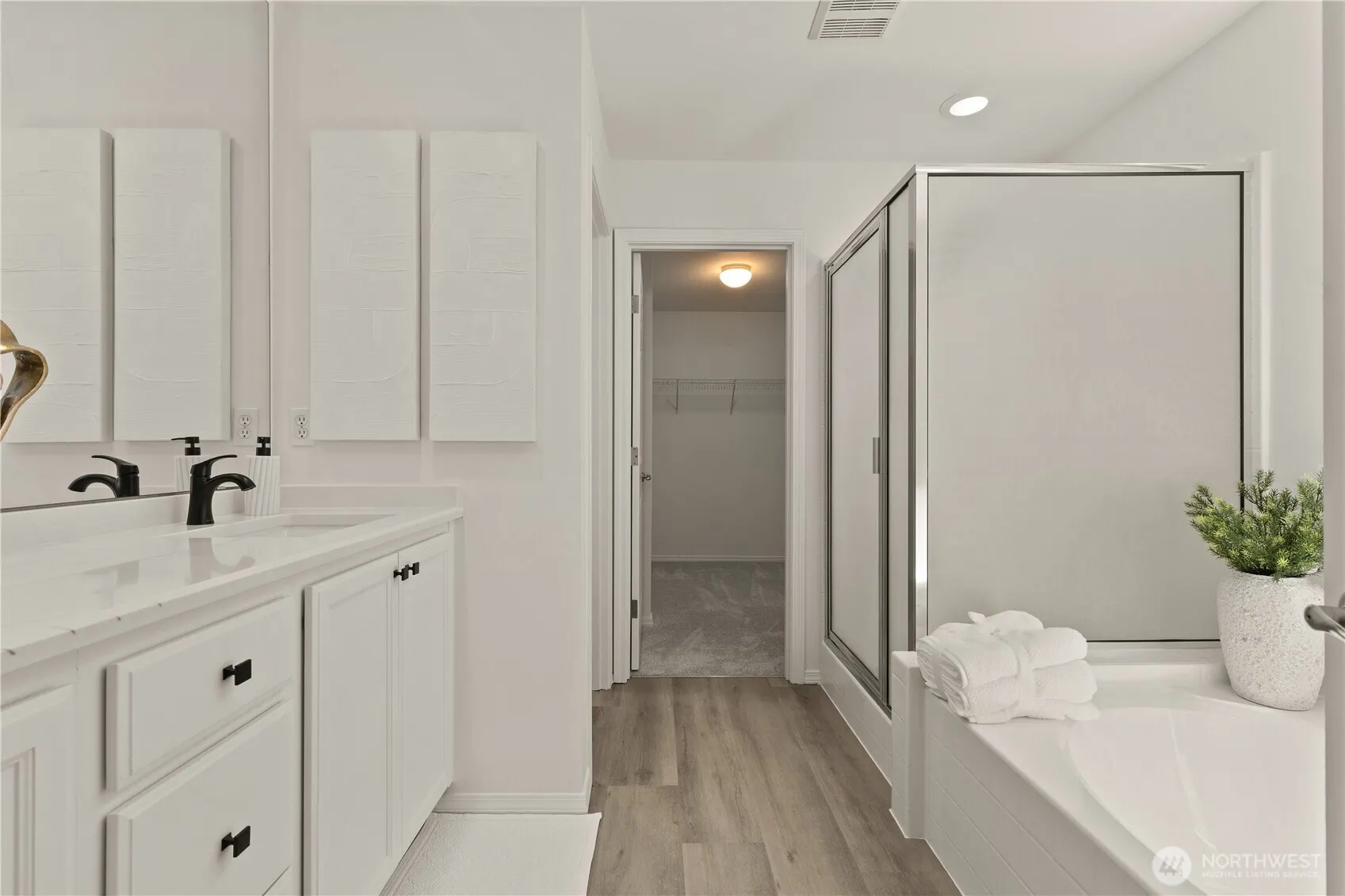 20345 128th Place NE, Woodinville, WA 98072