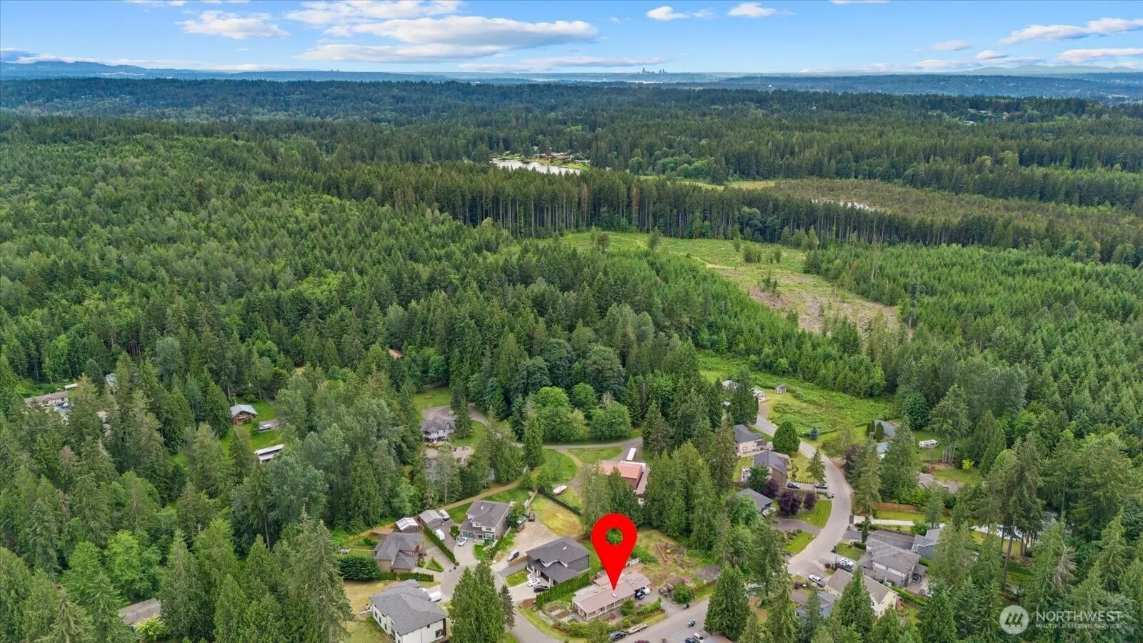 10024 228th Pl SE , Woodinville, WA 98077