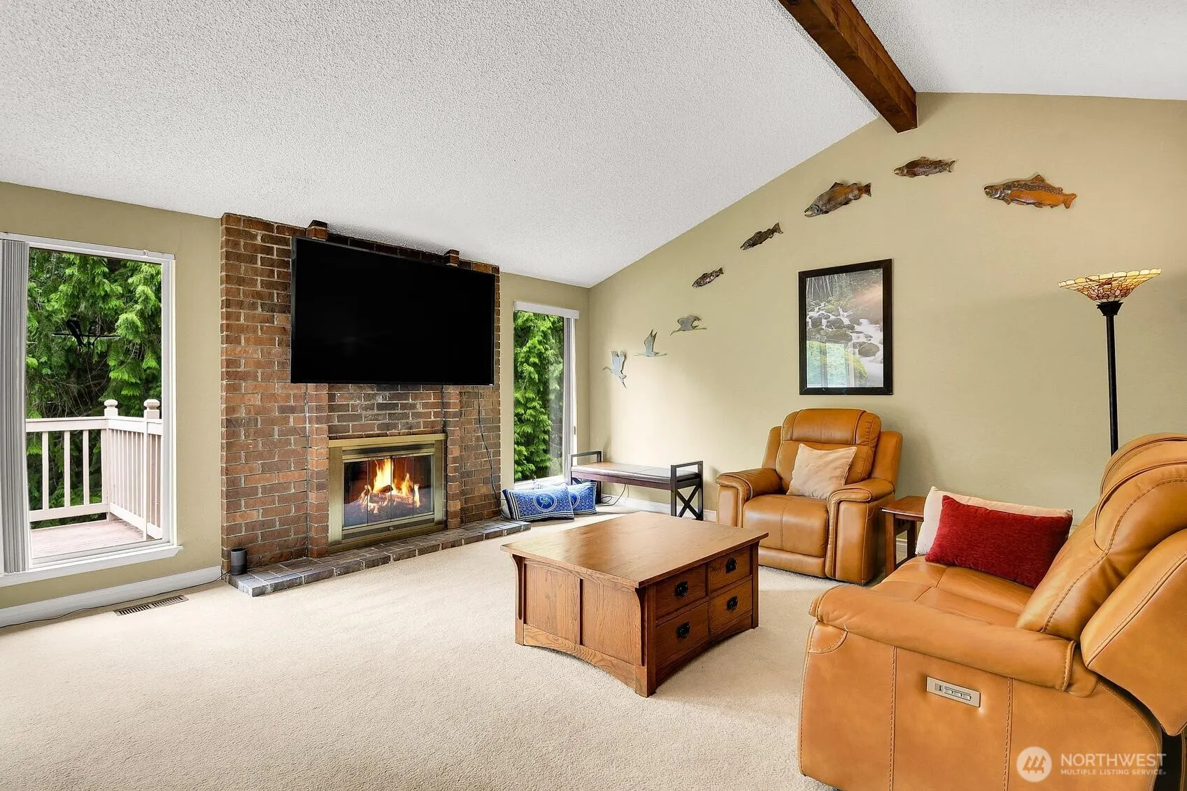 24520 SE 24th Street , Sammamish, WA 98075-9704