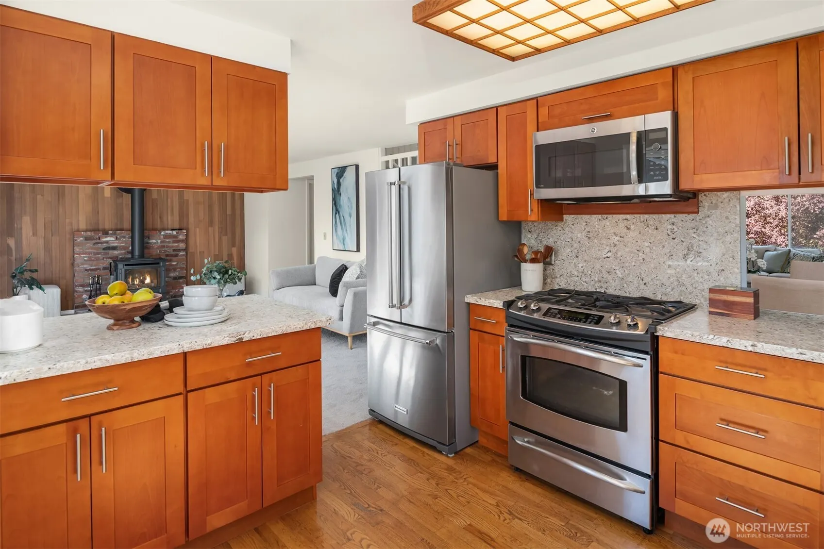 4230 205 Place NE, Sammamish, WA 98074