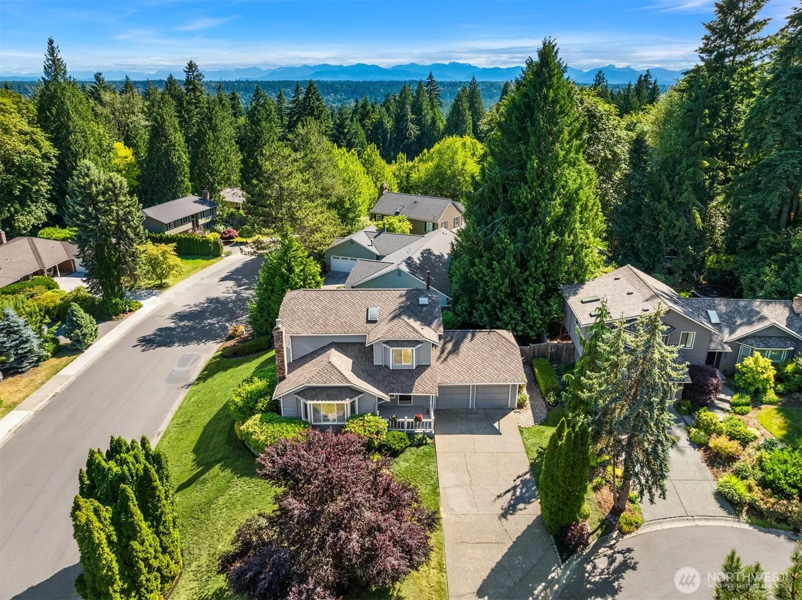 4230 205 Place NE, Sammamish, WA 98074