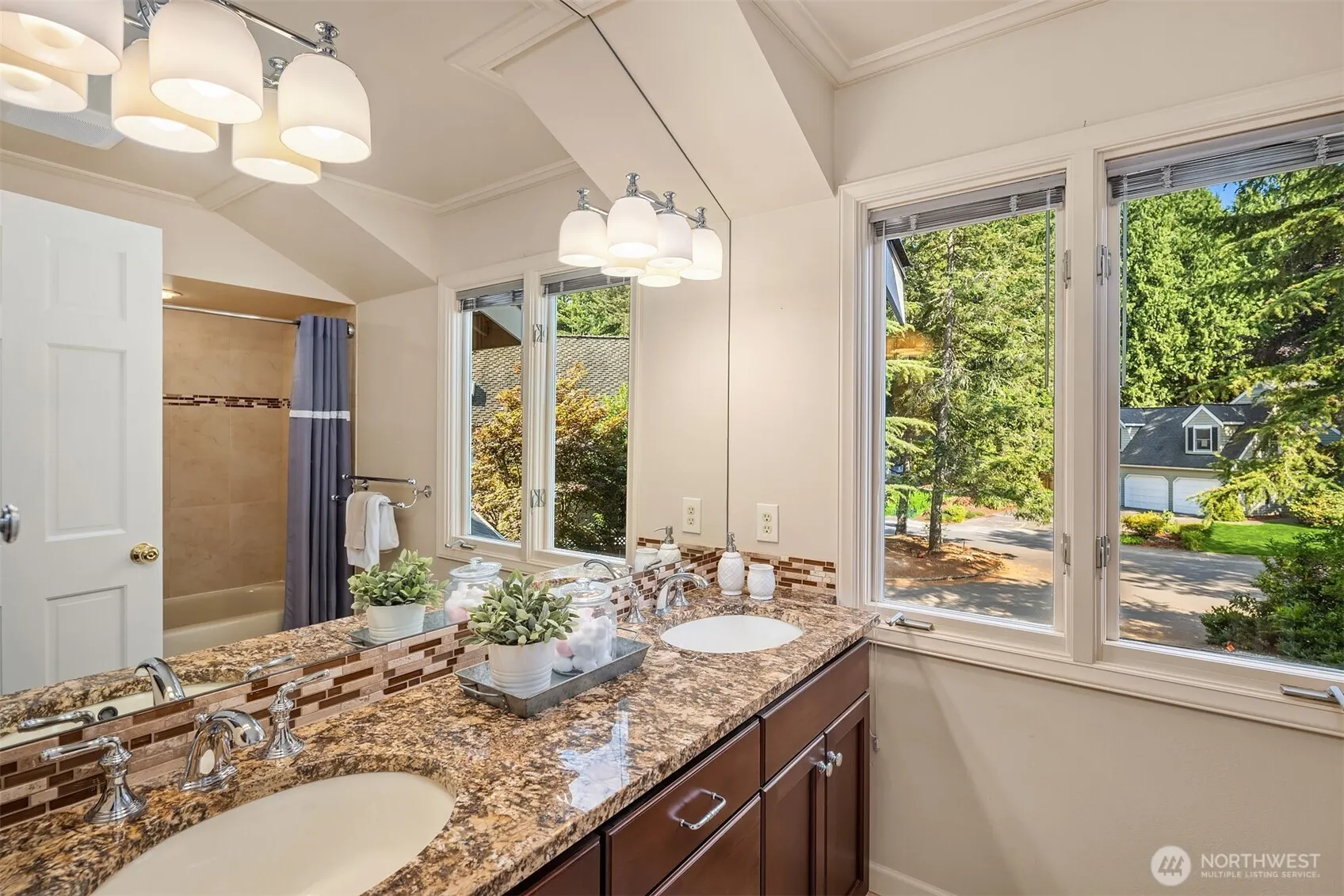 2521 227th Place NE, Sammamish, WA 98074