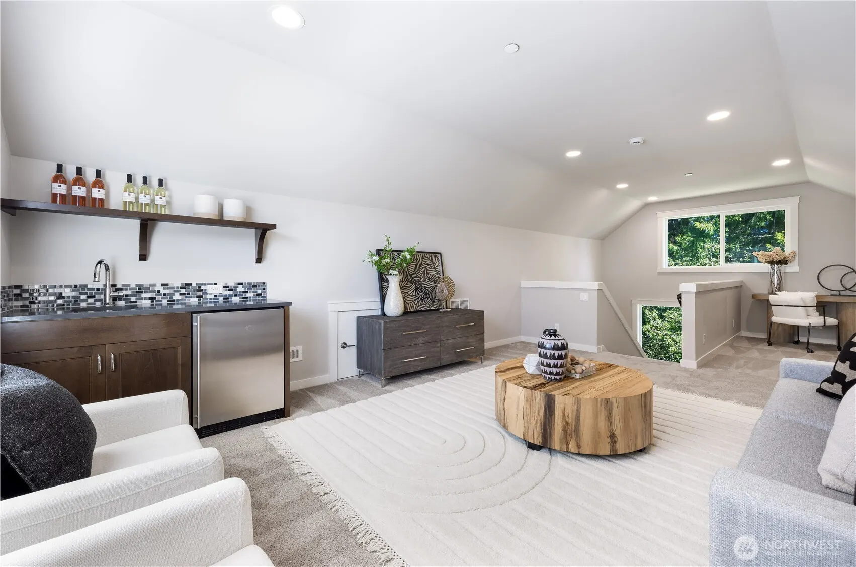17468 NE 123rd Way , Redmond, WA 98052