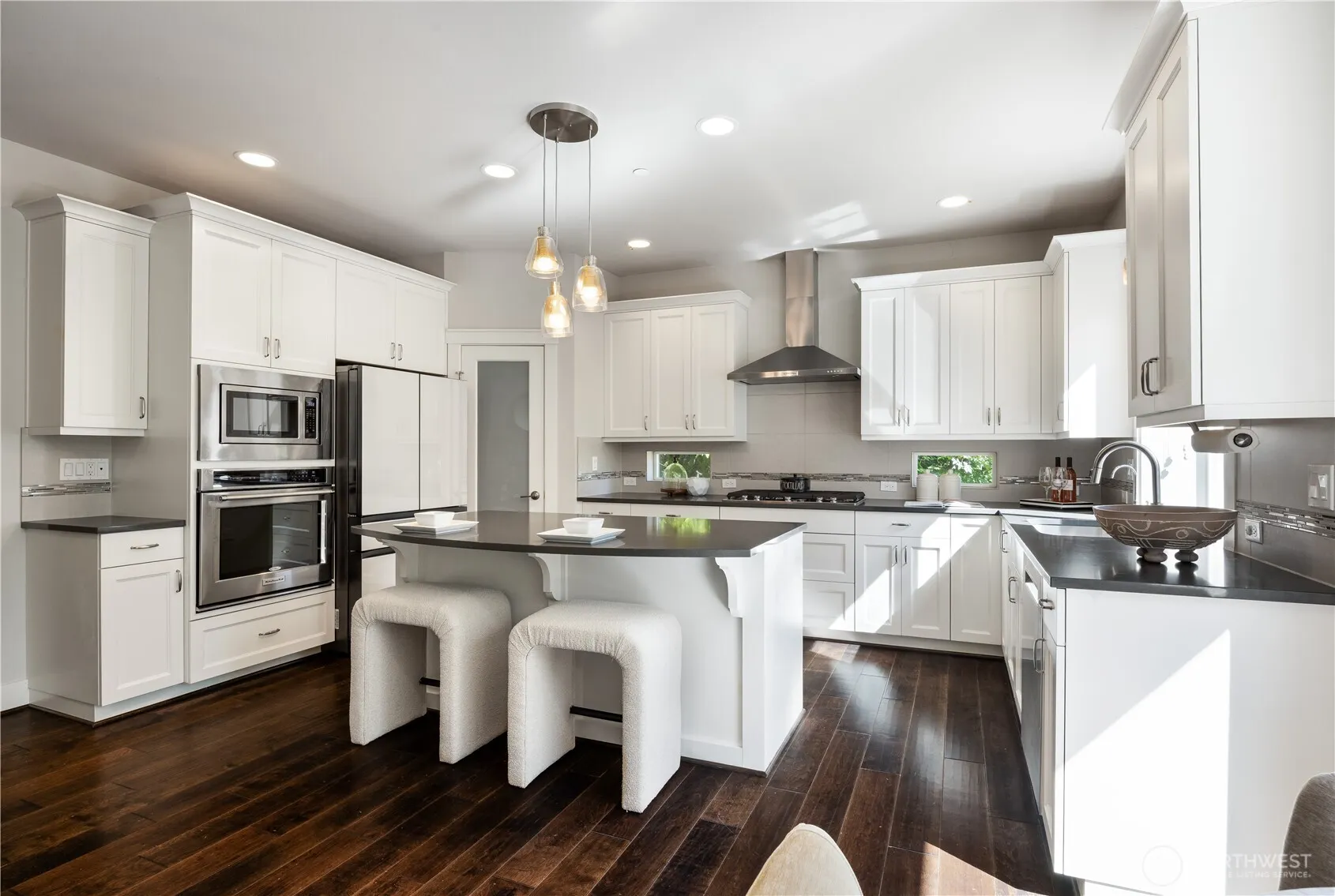 17468 NE 123rd Way , Redmond, WA 98052