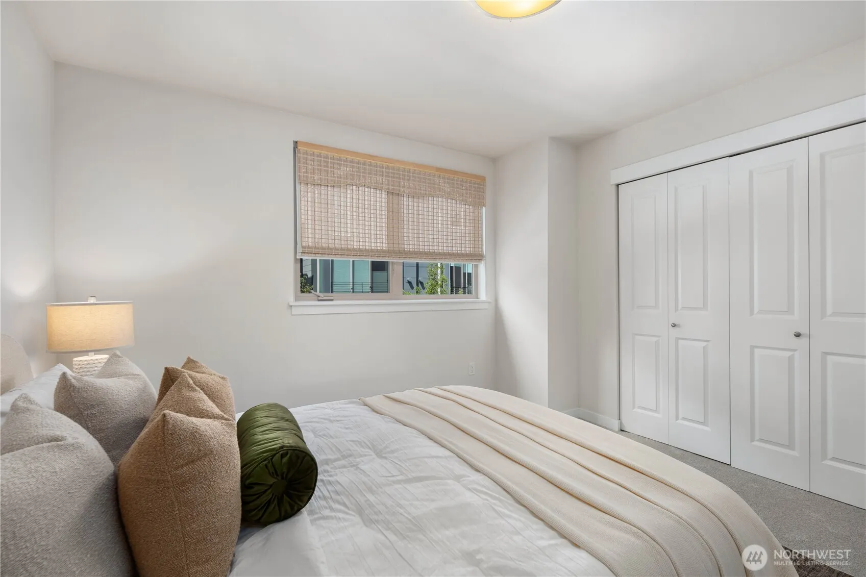 4253 SE 213th Place #47, Issaquah, WA 98029