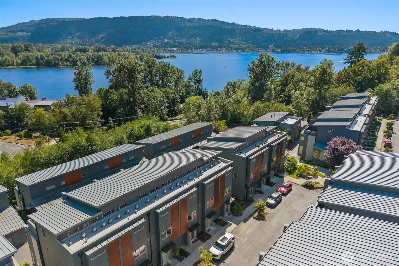 4253 SE 213th Place #47, Issaquah, WA 98029
