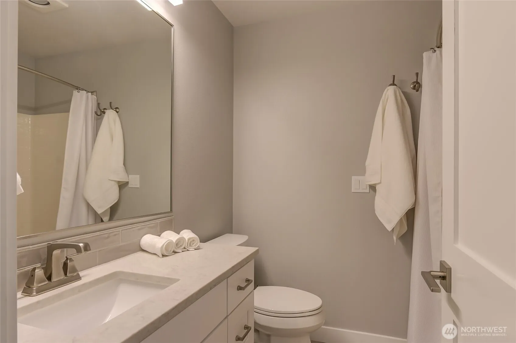 3500 E Lake Sammamish Parkway SE #2-105, Sammamish, WA 98075