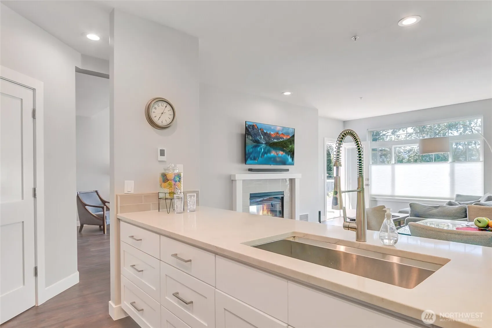 3500 E Lake Sammamish Parkway SE #2-105, Sammamish, WA 98075