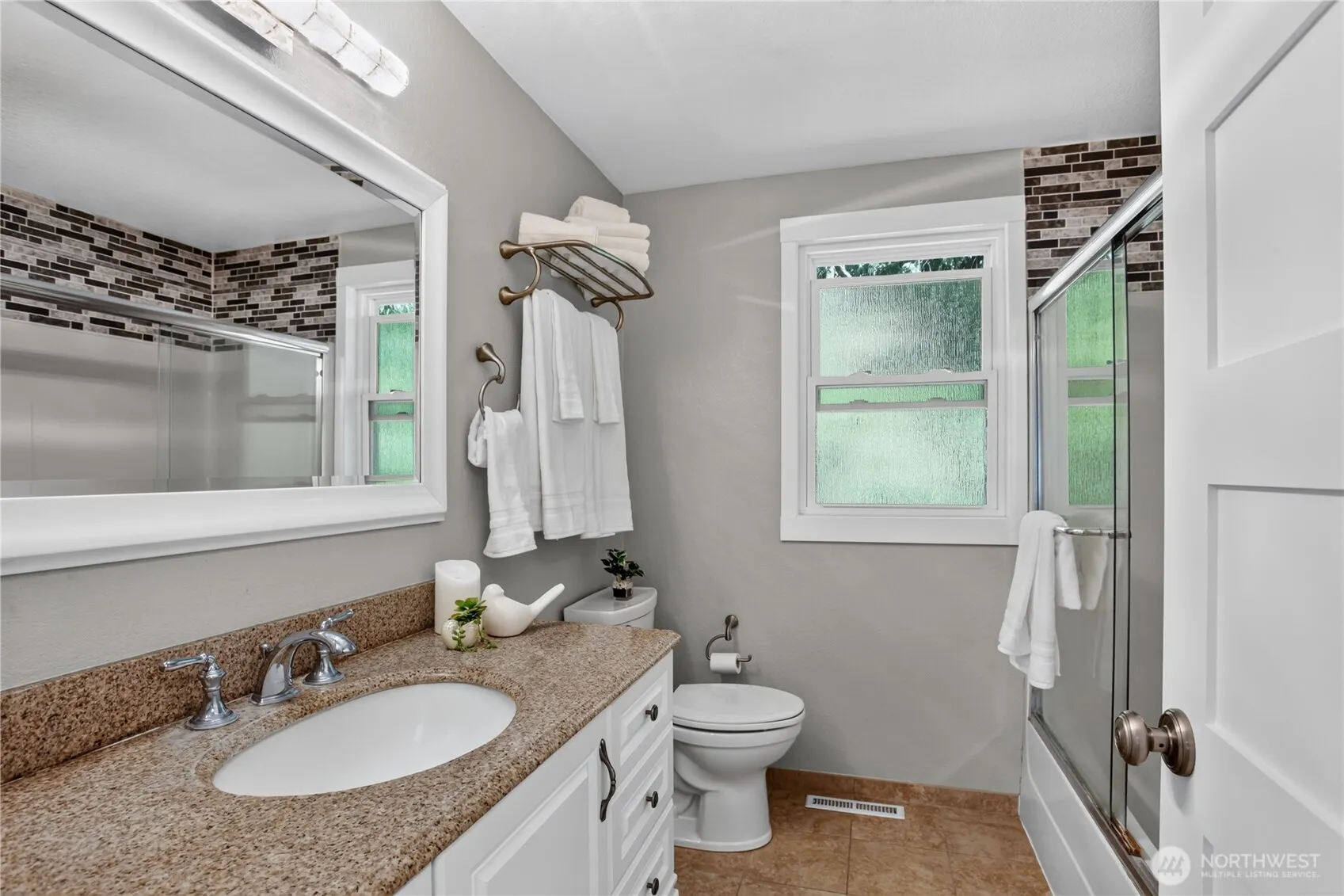 23110 NE 19th Drive , Sammamish, WA 98074