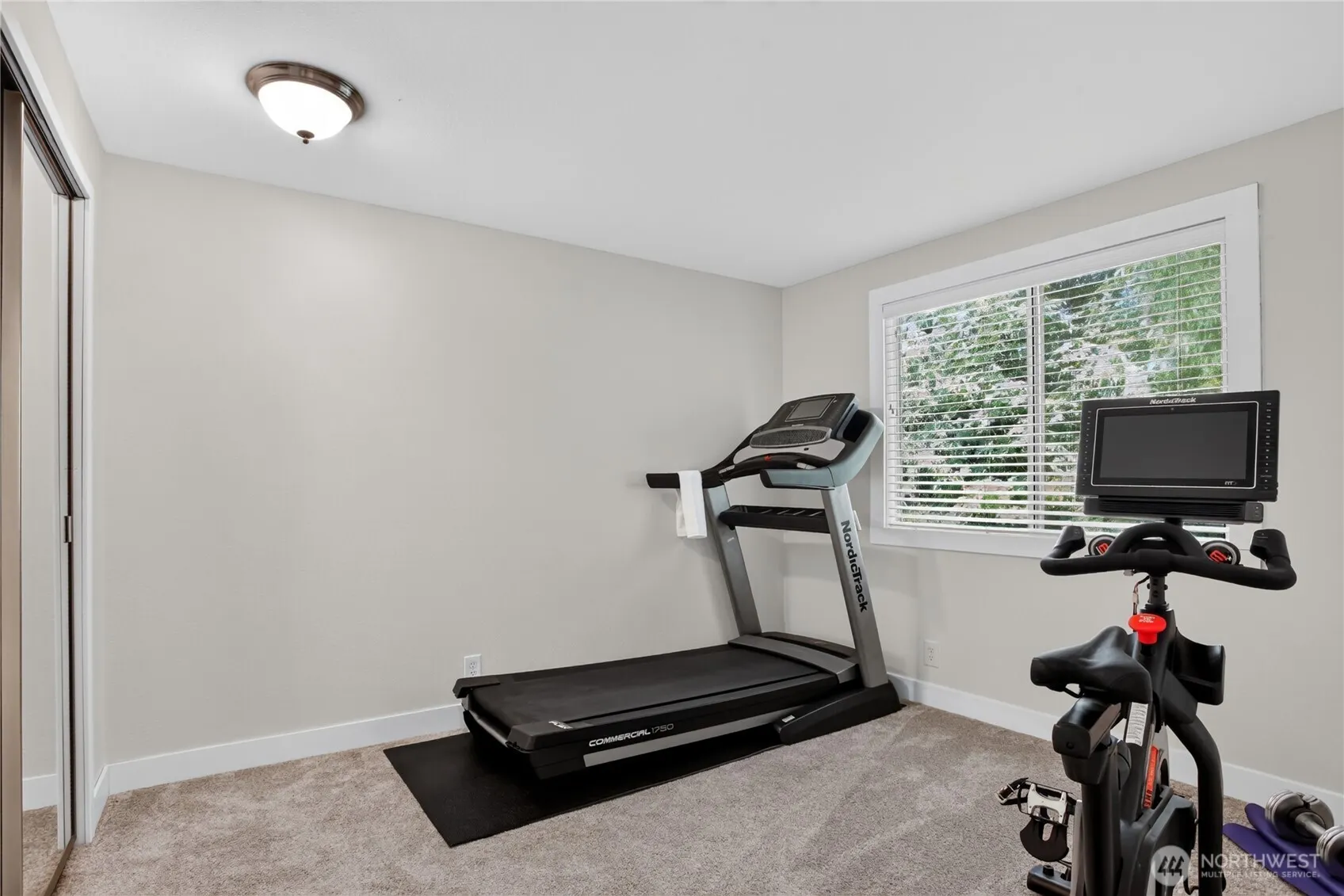23110 NE 19th Drive , Sammamish, WA 98074