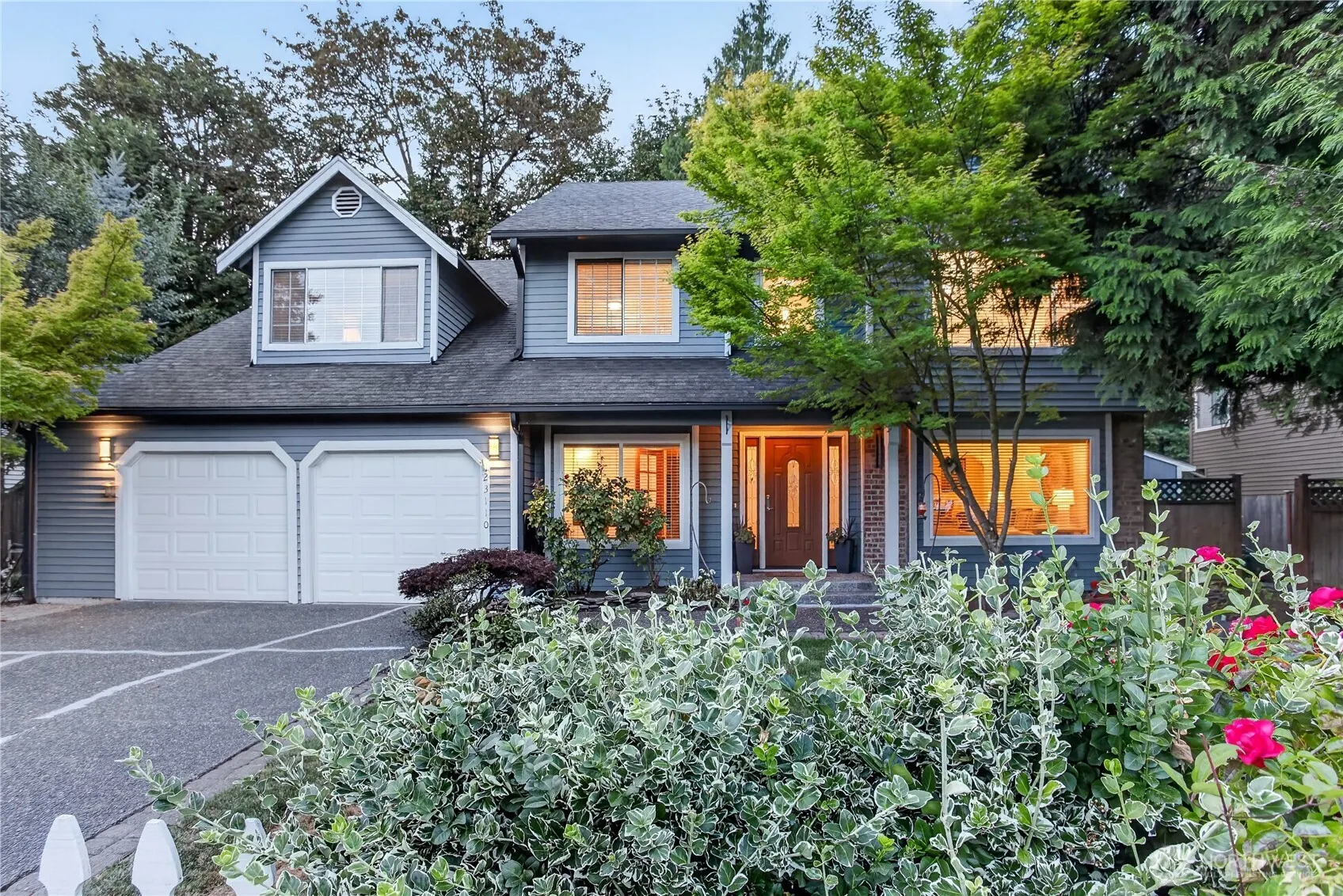 23110 NE 19th Drive , Sammamish, WA 98074