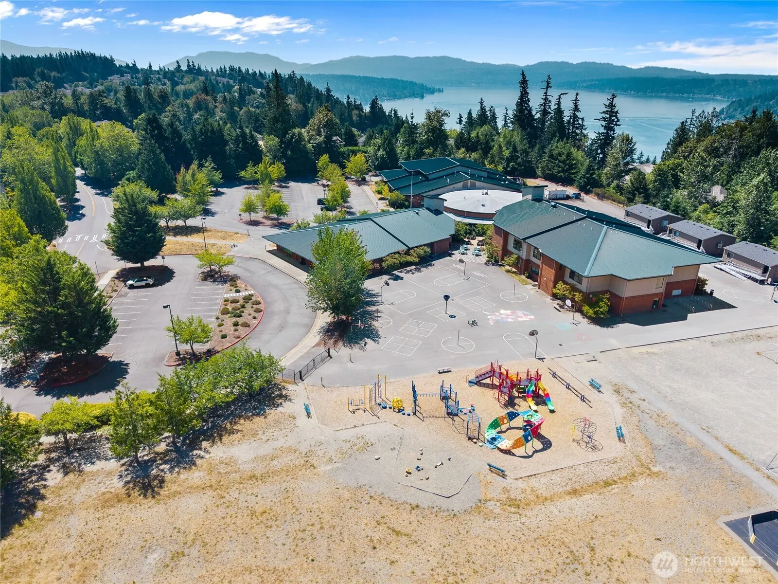 20534 NE 33rd Court , Sammamish, WA 98074