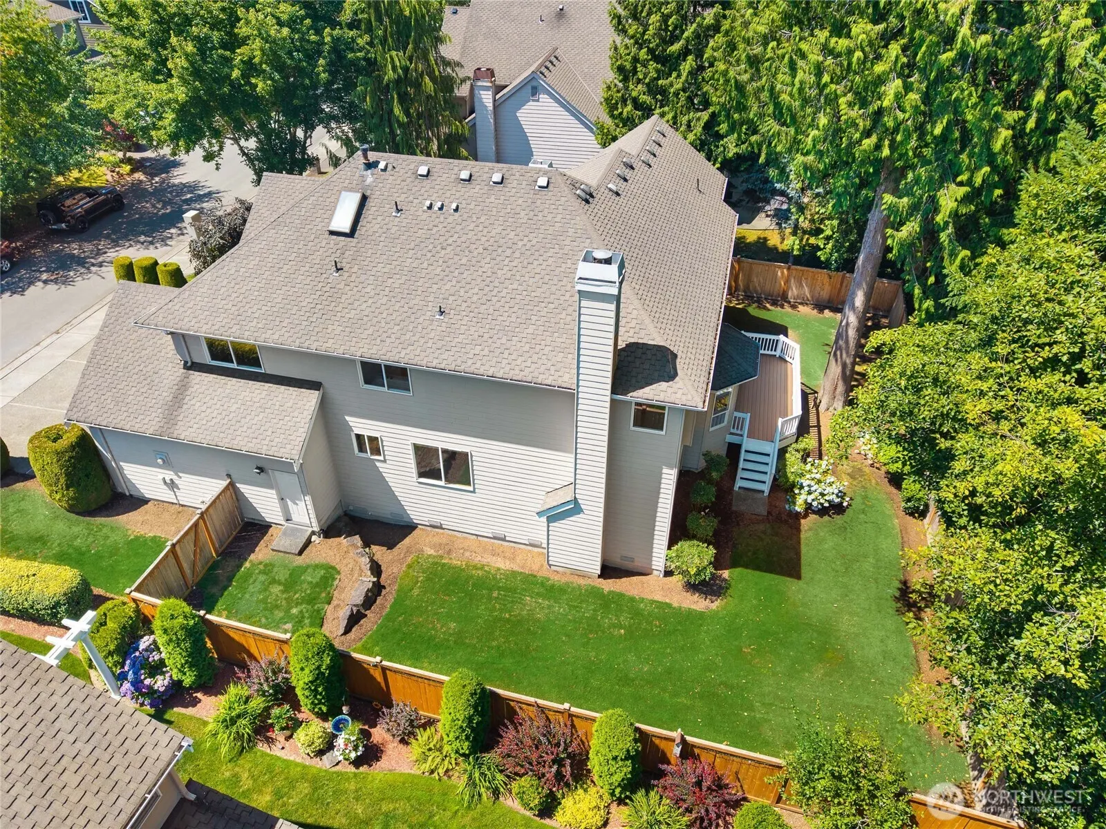20534 NE 33rd Court , Sammamish, WA 98074