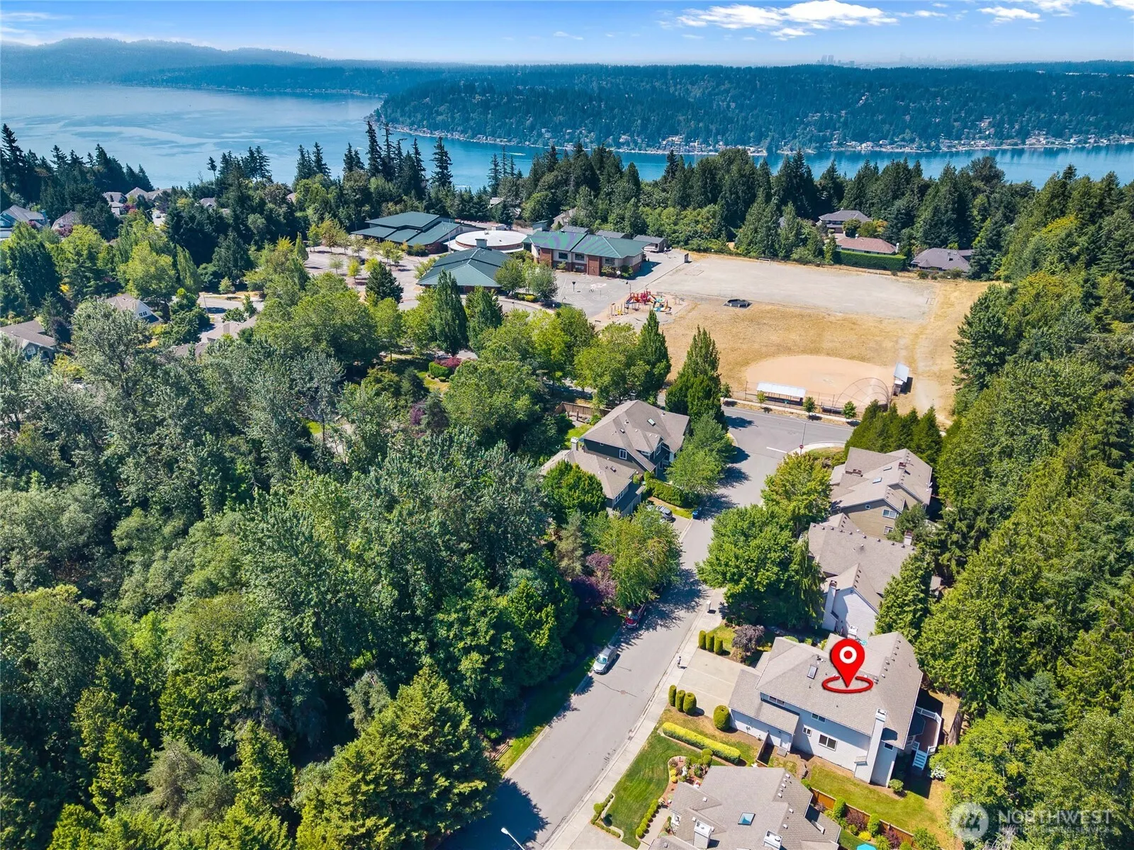 20534 NE 33rd Court , Sammamish, WA 98074