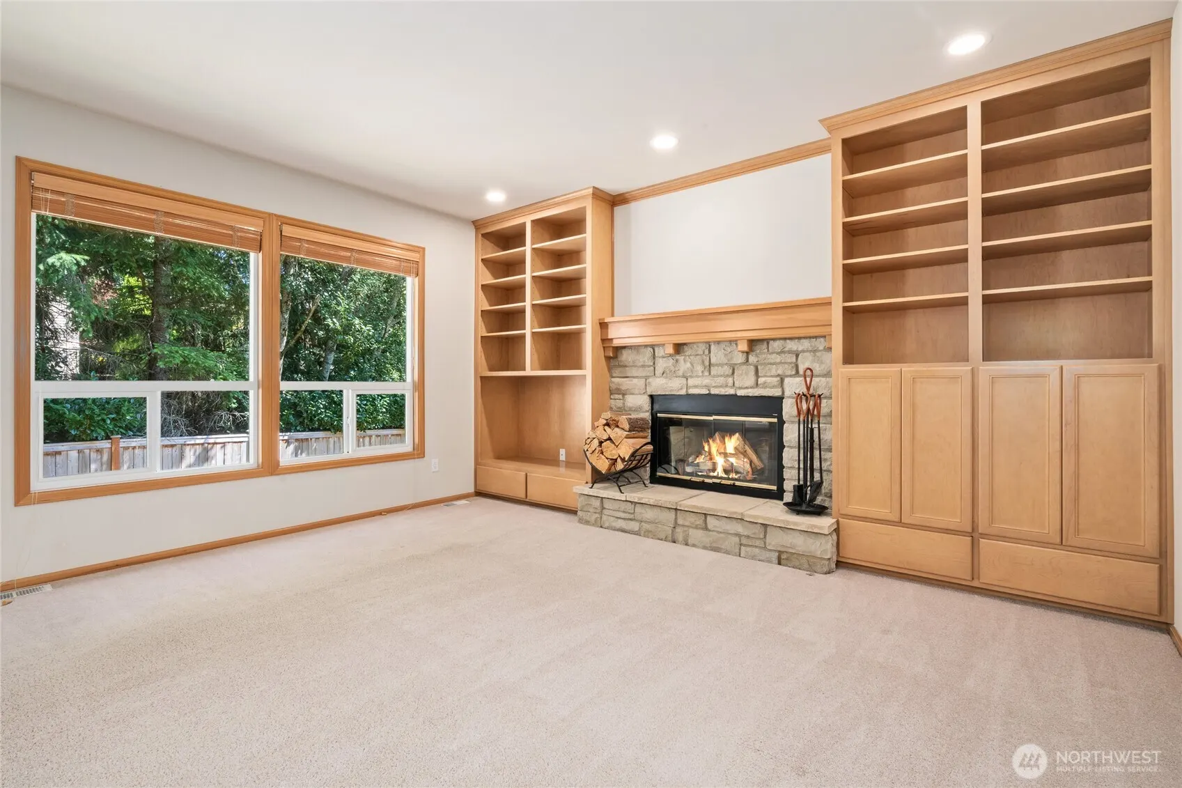 20534 NE 33rd Court , Sammamish, WA 98074