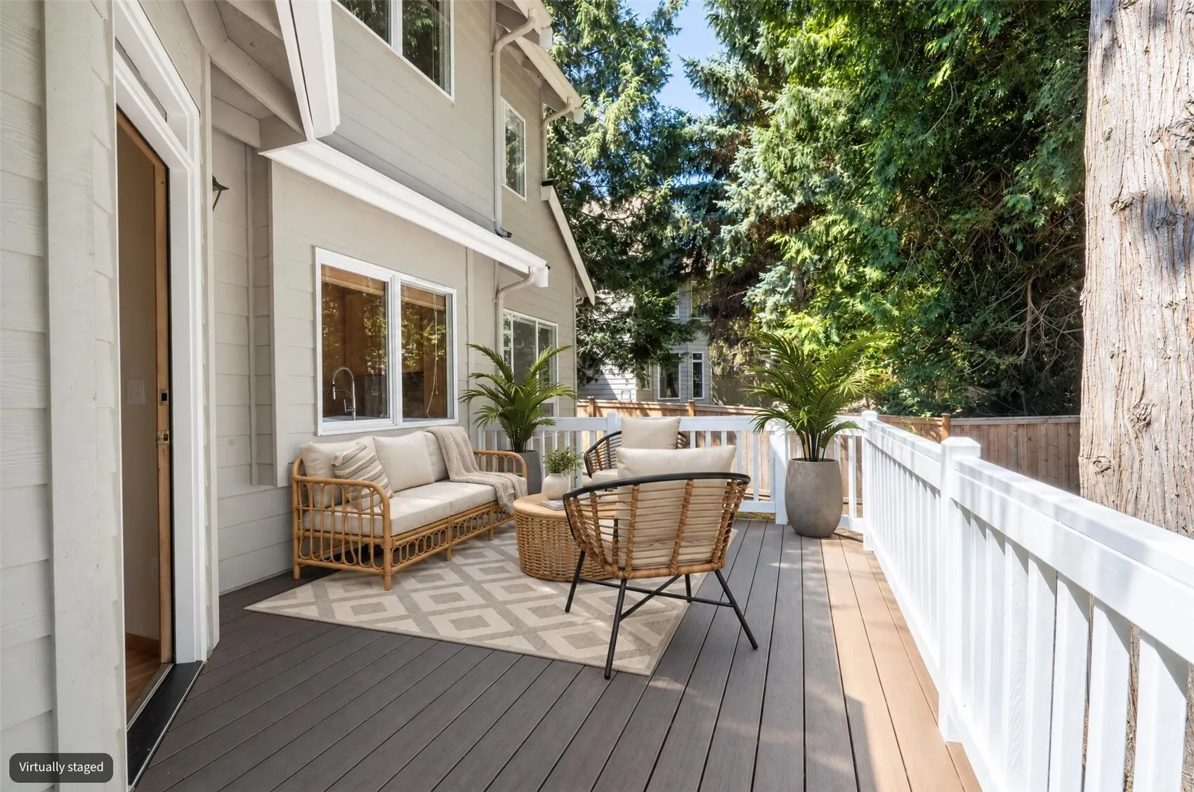 20534 NE 33rd Court , Sammamish, WA 98074