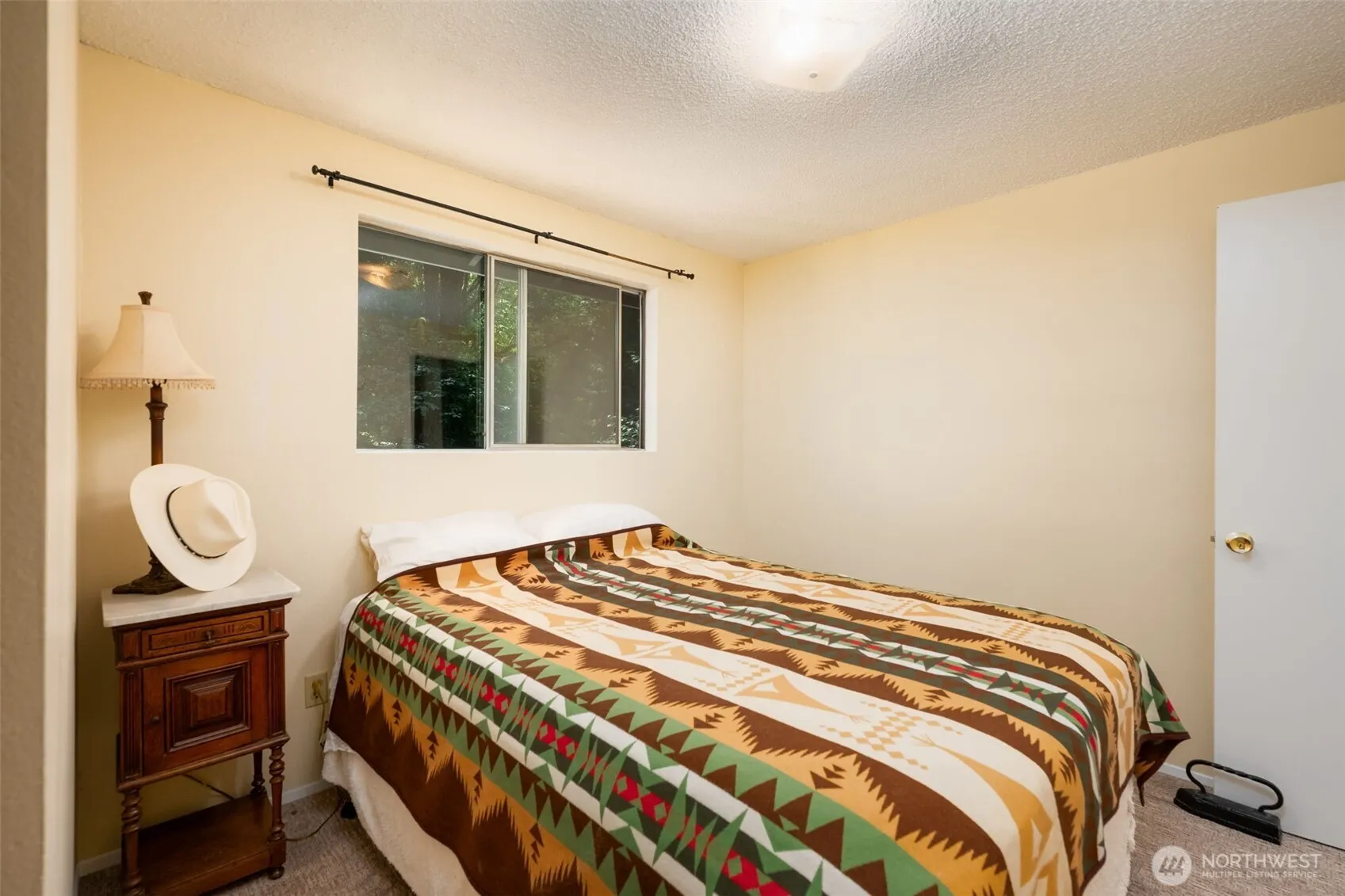 28102 SE 63rd Street , Issaquah, WA 98027-8815