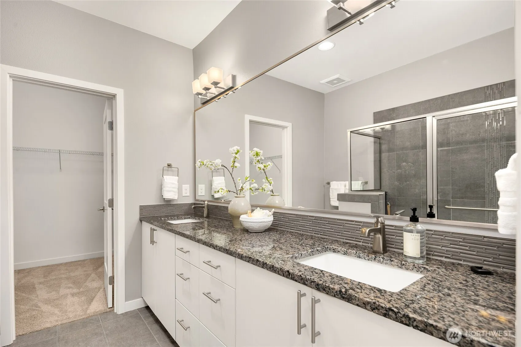 1412 157th Place NE, Bellevue, WA 98008