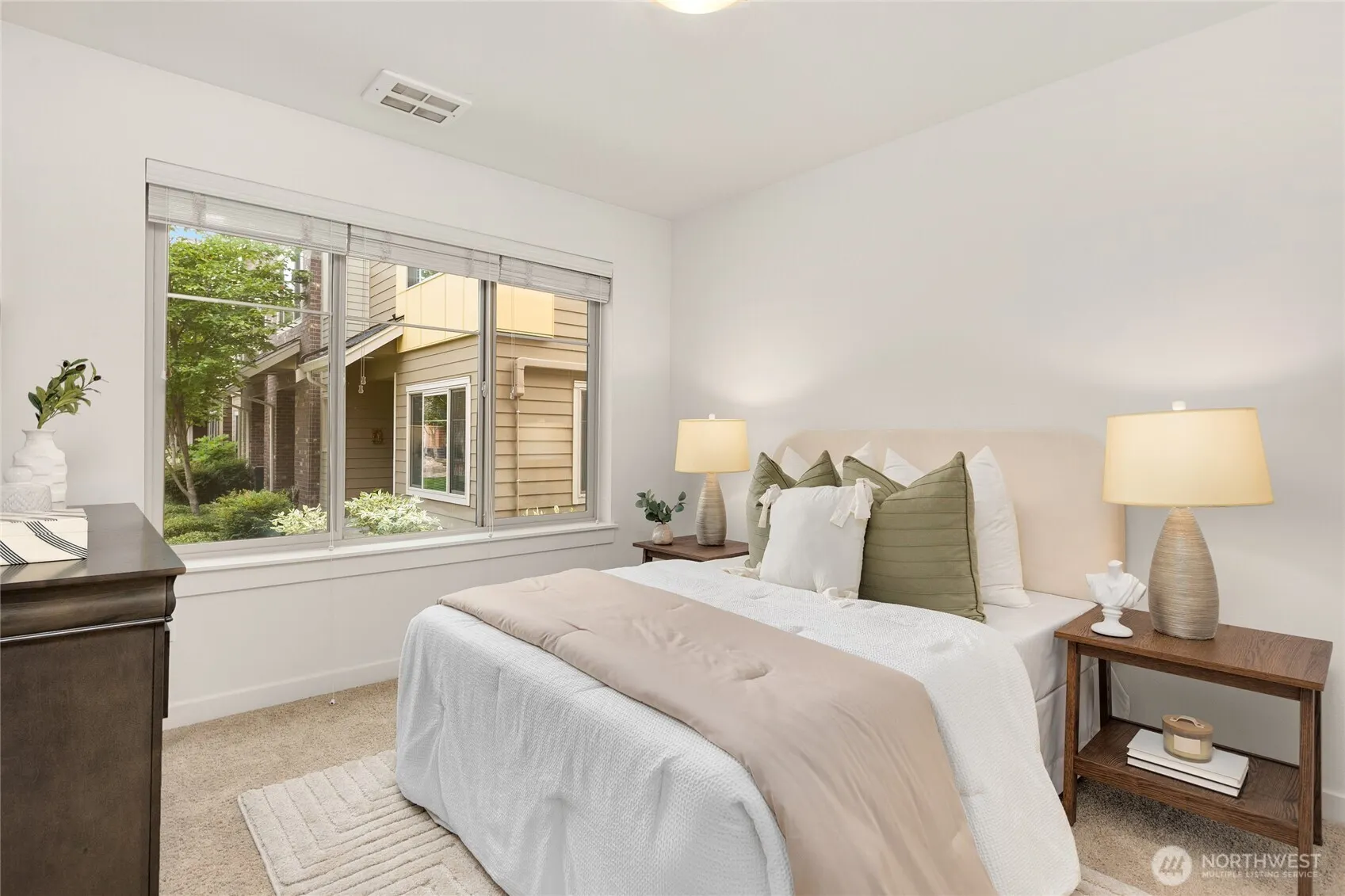 1412 157th Place NE, Bellevue, WA 98008