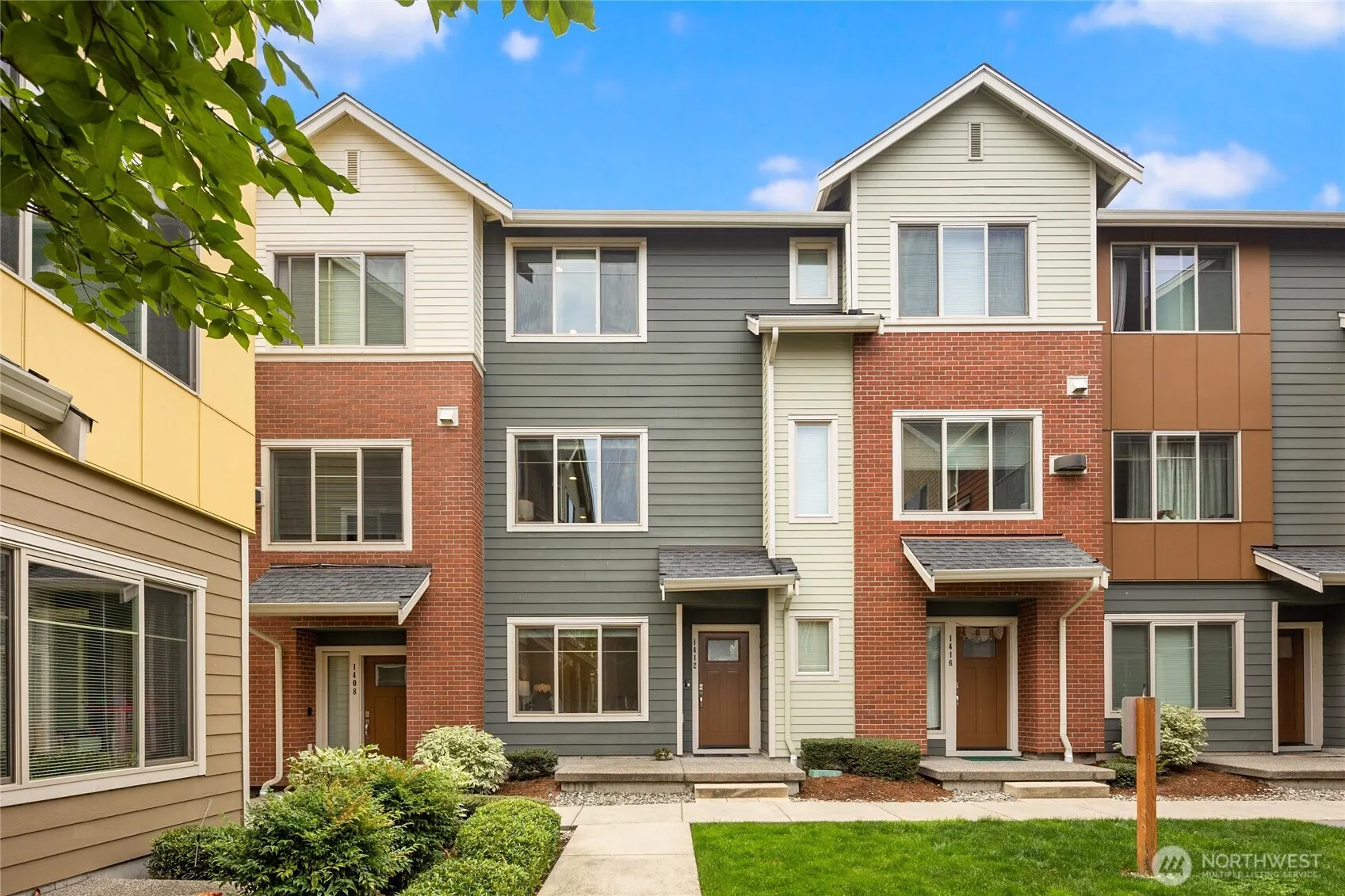 1412 157th Place NE, Bellevue, WA 98008