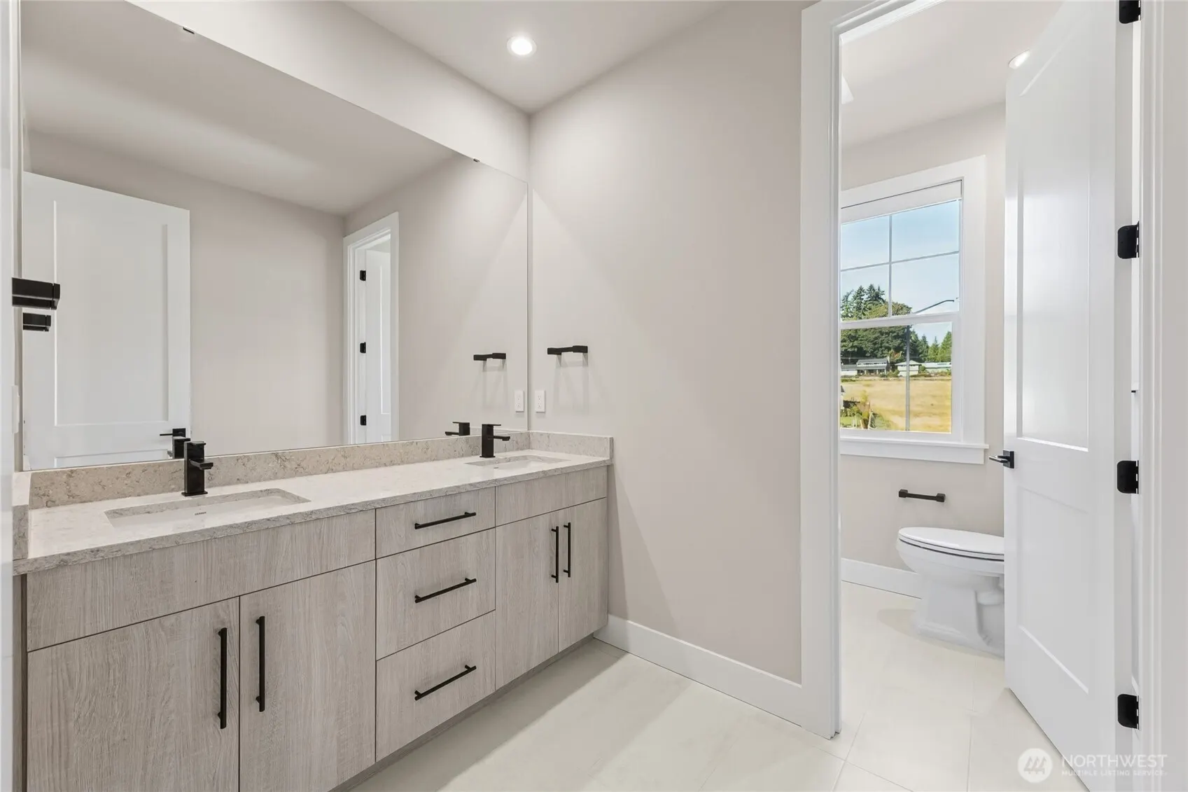 14460 133rd Place NE #4, Woodinville, WA 98072