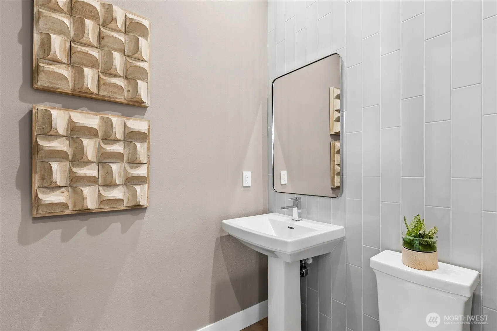 14470 133rd Place NE #3, Woodinville, WA 98072