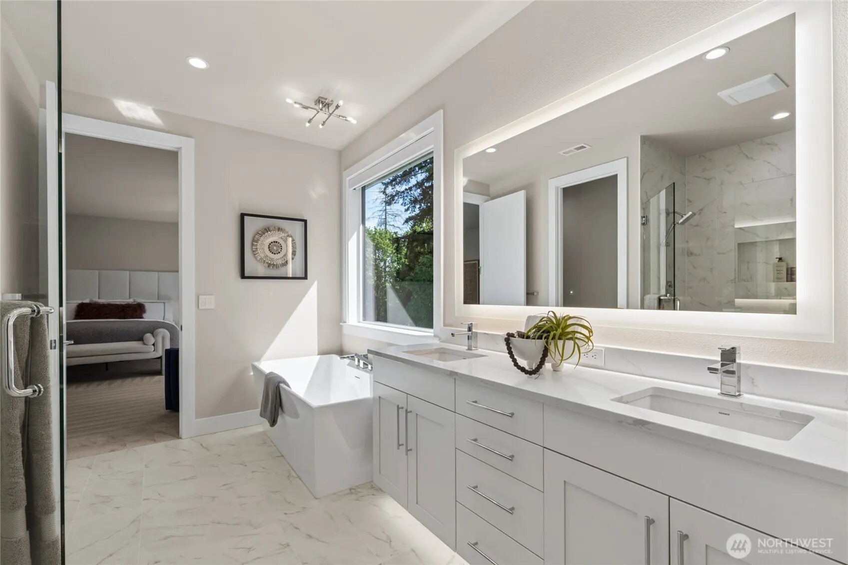 14470 133rd Place NE #3, Woodinville, WA 98072