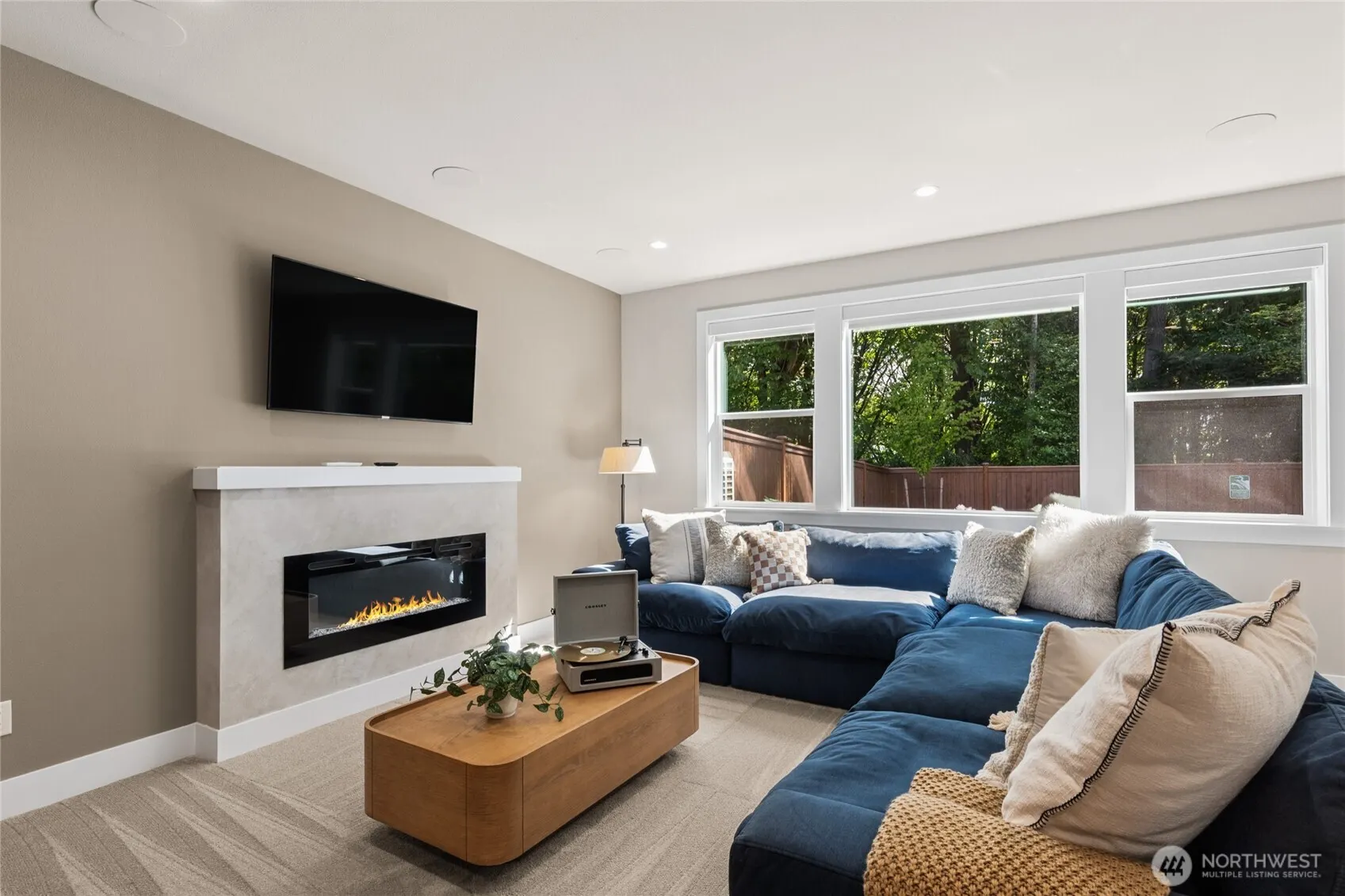 14470 133rd Place NE #3, Woodinville, WA 98072