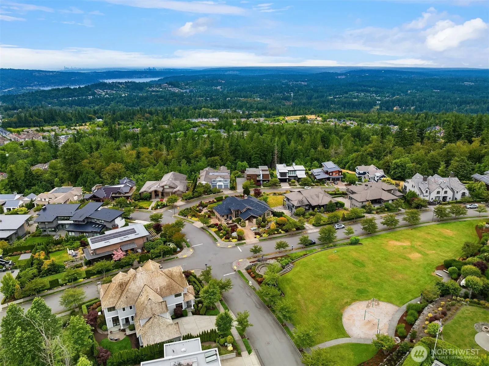 3489 NE Harrison Street , Issaquah, WA 98029