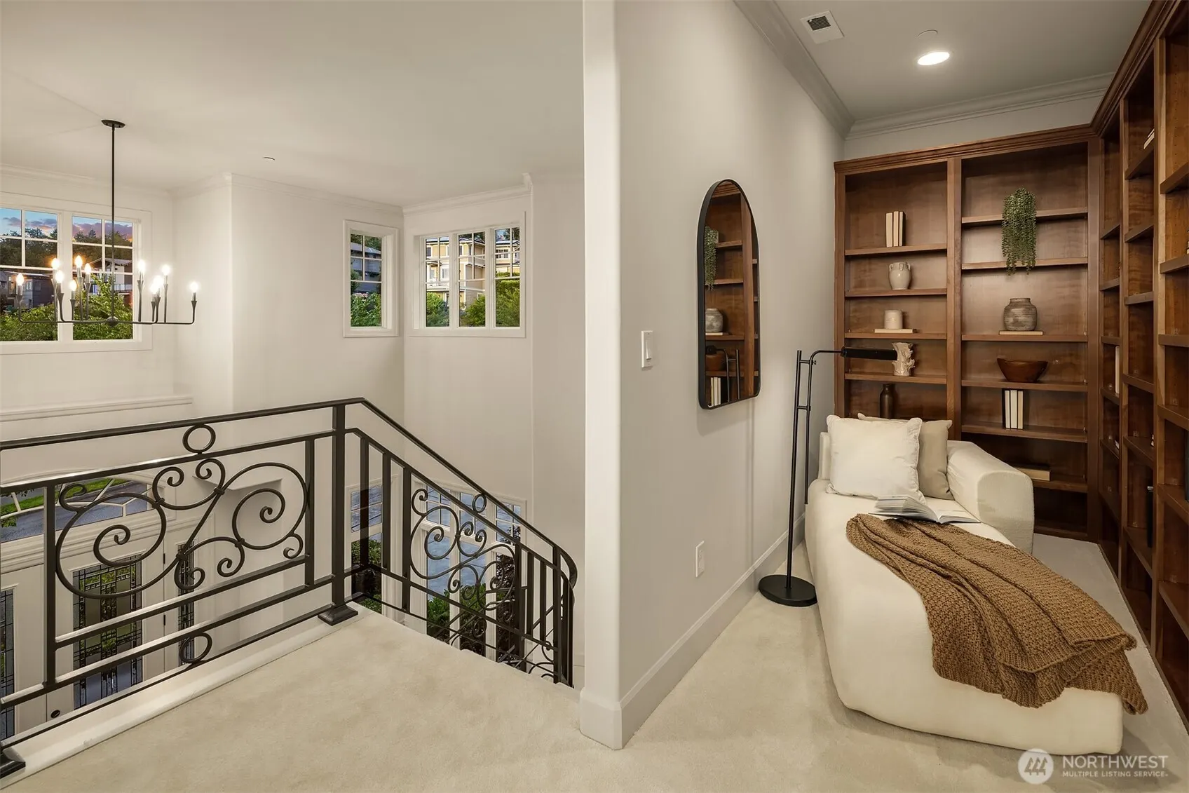 3489 NE Harrison Street , Issaquah, WA 98029