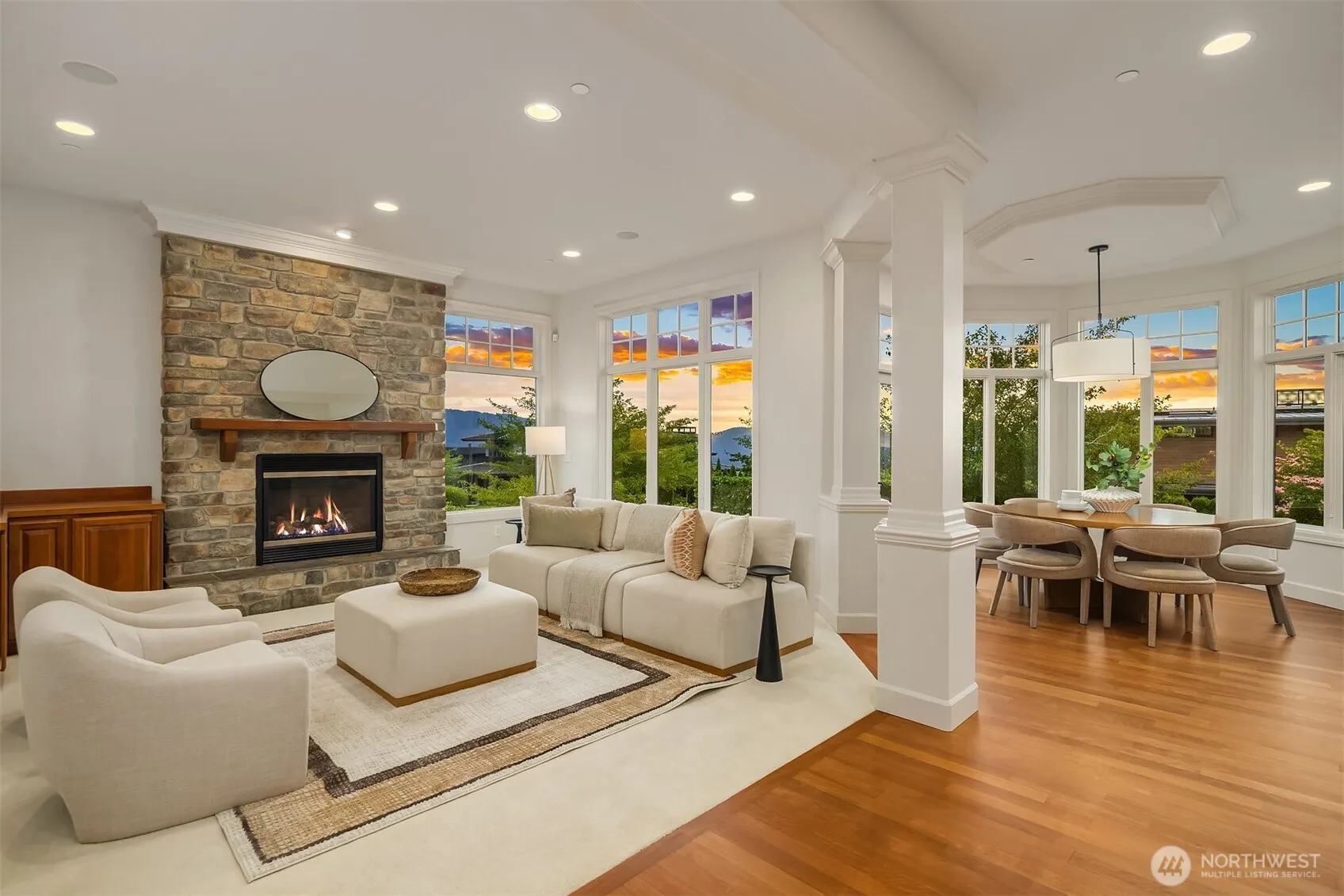 3489 NE Harrison Street , Issaquah, WA 98029