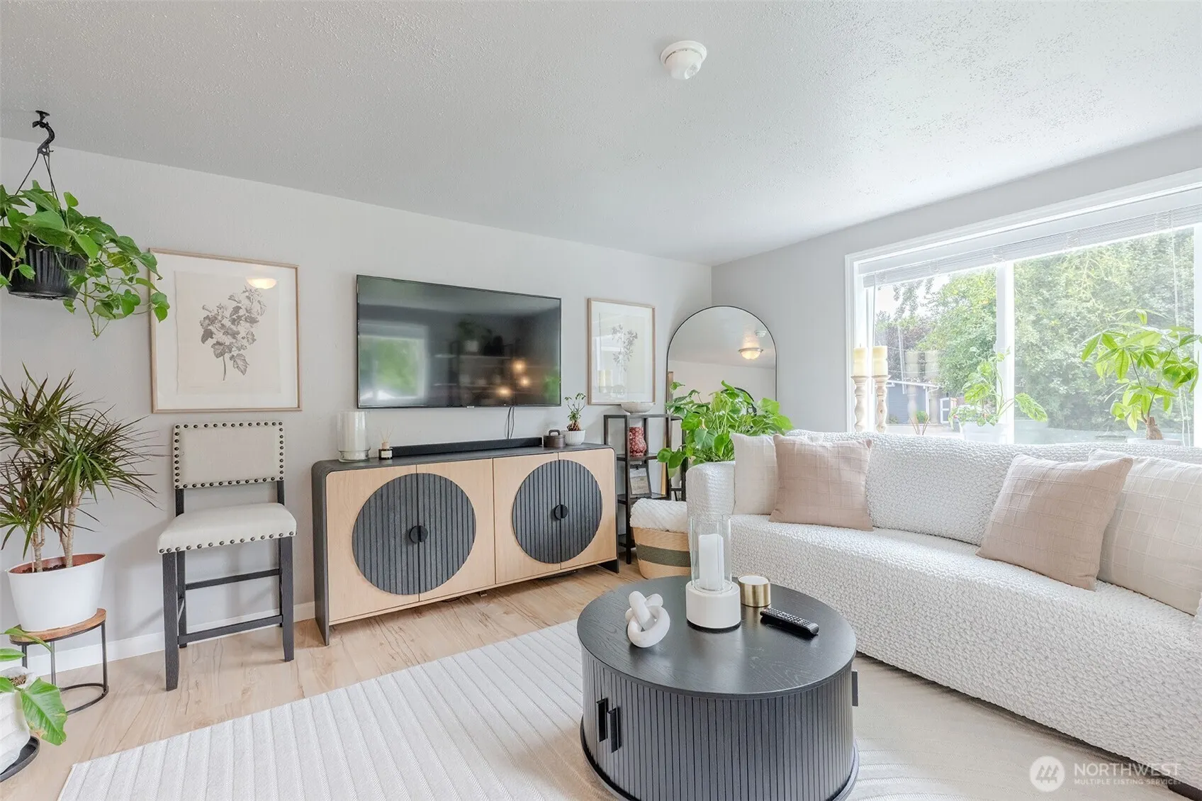 845 3rd Avenue NW, Issaquah, WA 98027