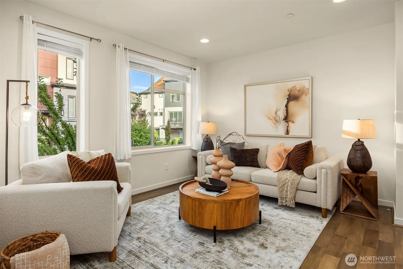 959 6th Avenue NE, Issaquah, WA 98029