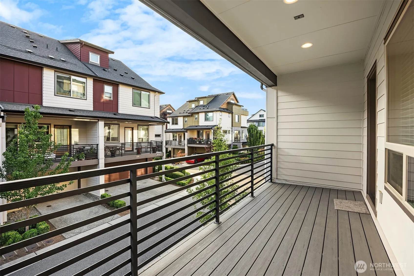 959 6th Avenue NE, Issaquah, WA 98029
