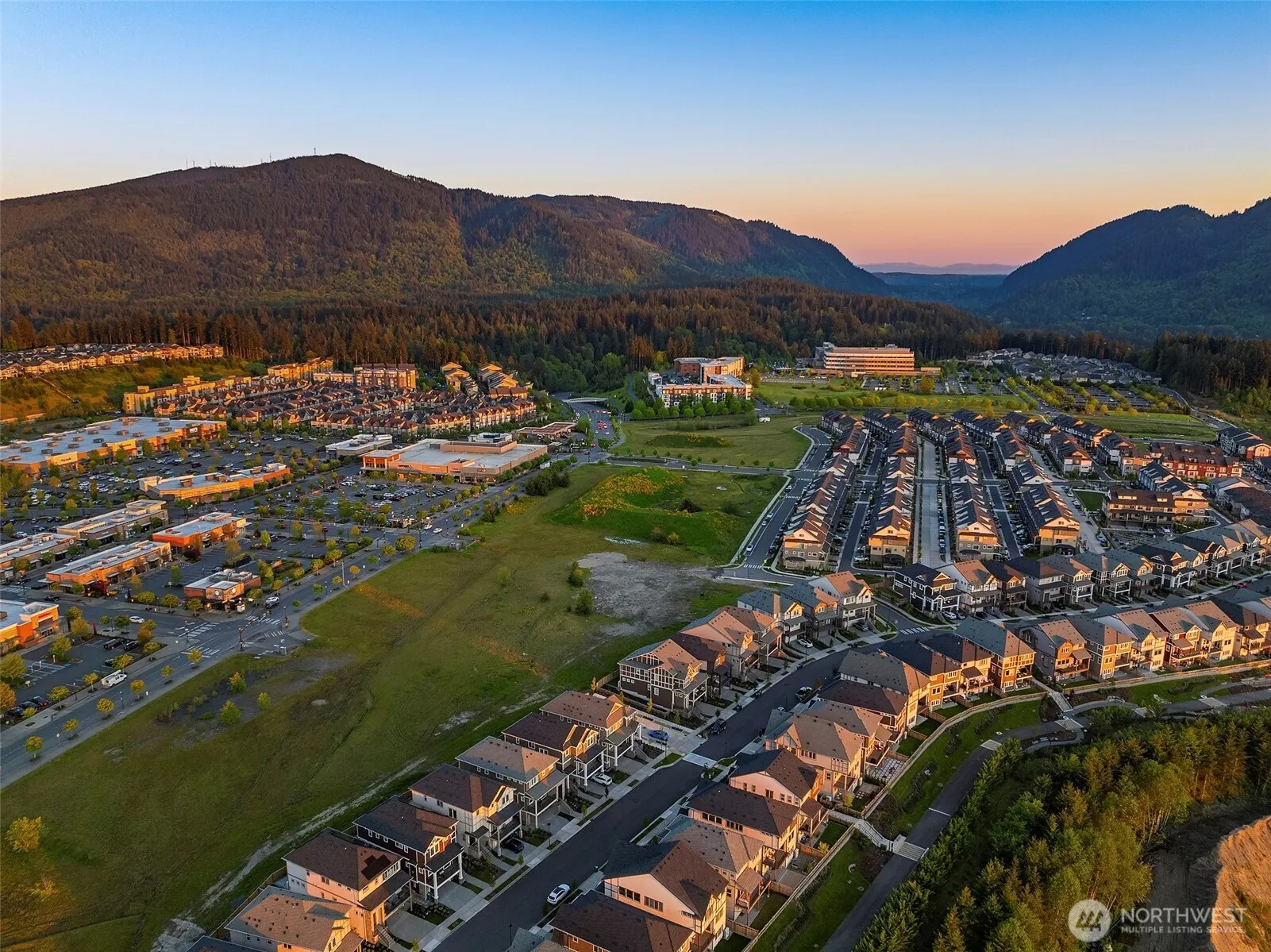 959 6th Avenue NE, Issaquah, WA 98029