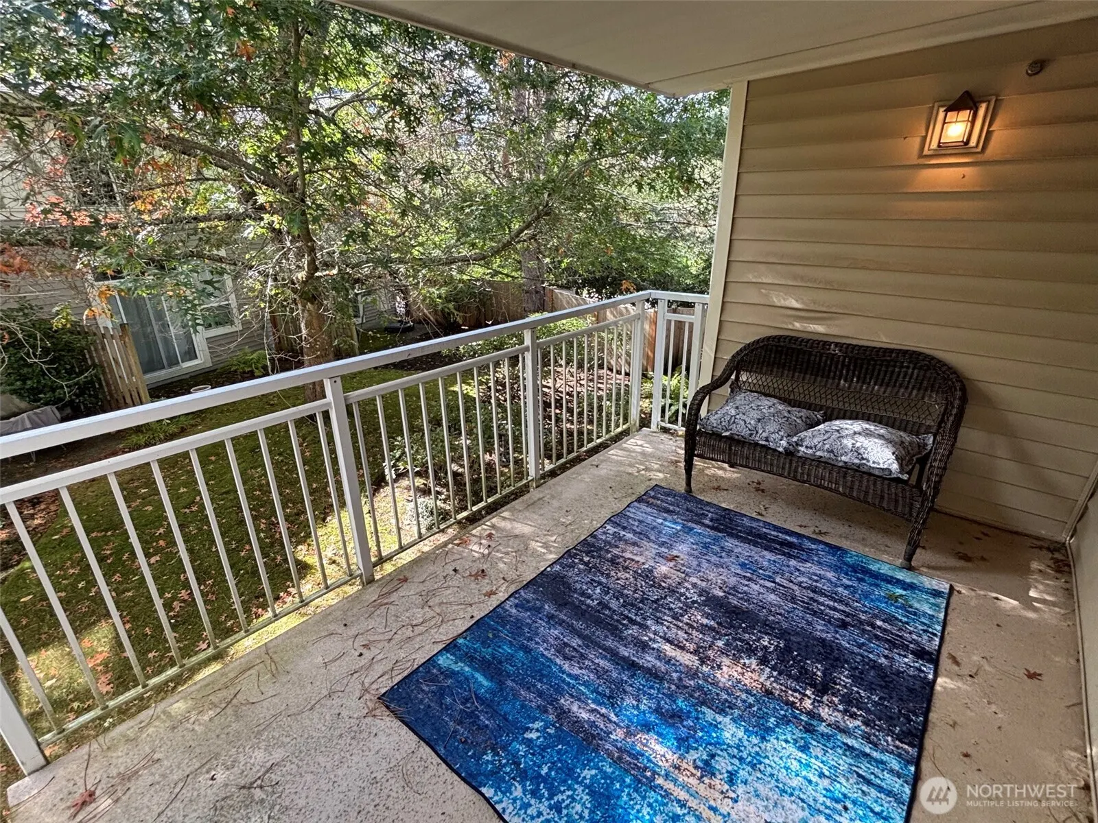 4421 249th Terrace SE #11-202, Sammamish, WA 98029
