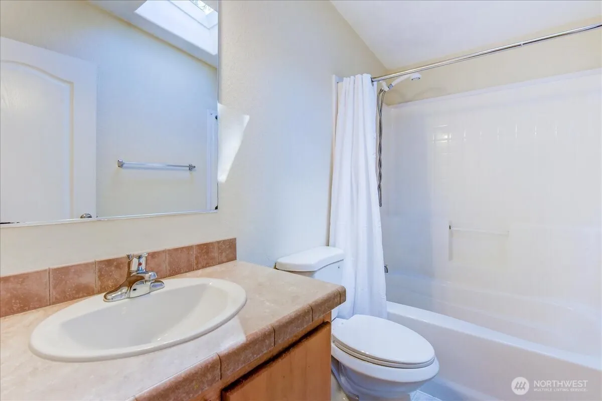 3315 207 Place SE, Bothell, WA 98012