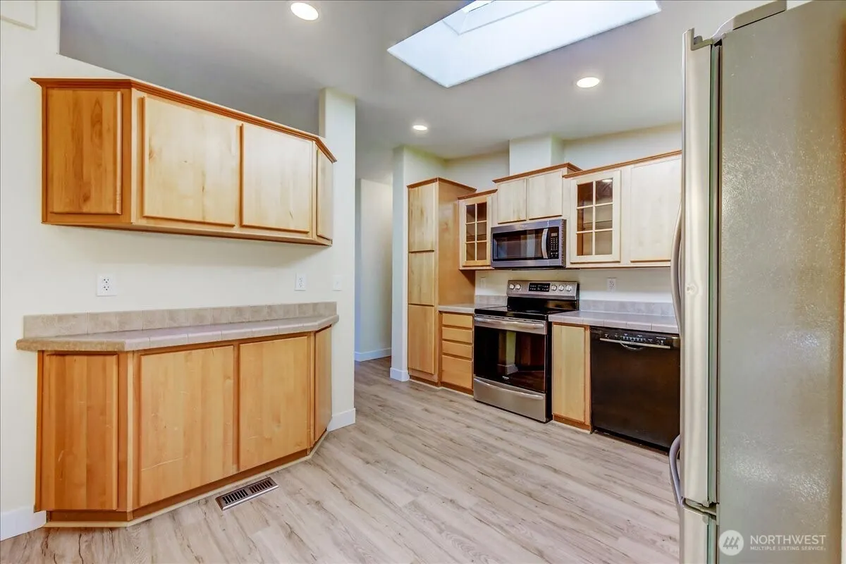 3315 207 Place SE, Bothell, WA 98012