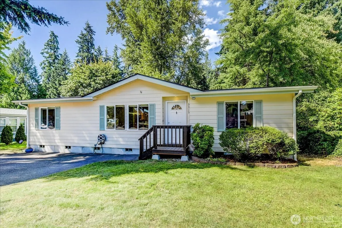3315 207 Place SE, Bothell, WA 98012