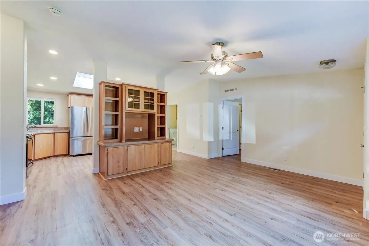 3315 207 Place SE, Bothell, WA 98012