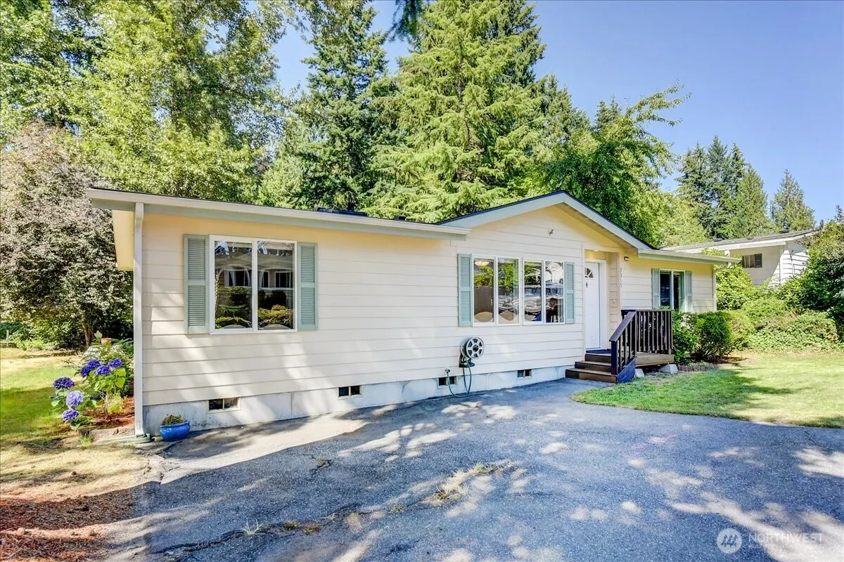 3315 207 Place SE, Bothell, WA 98012