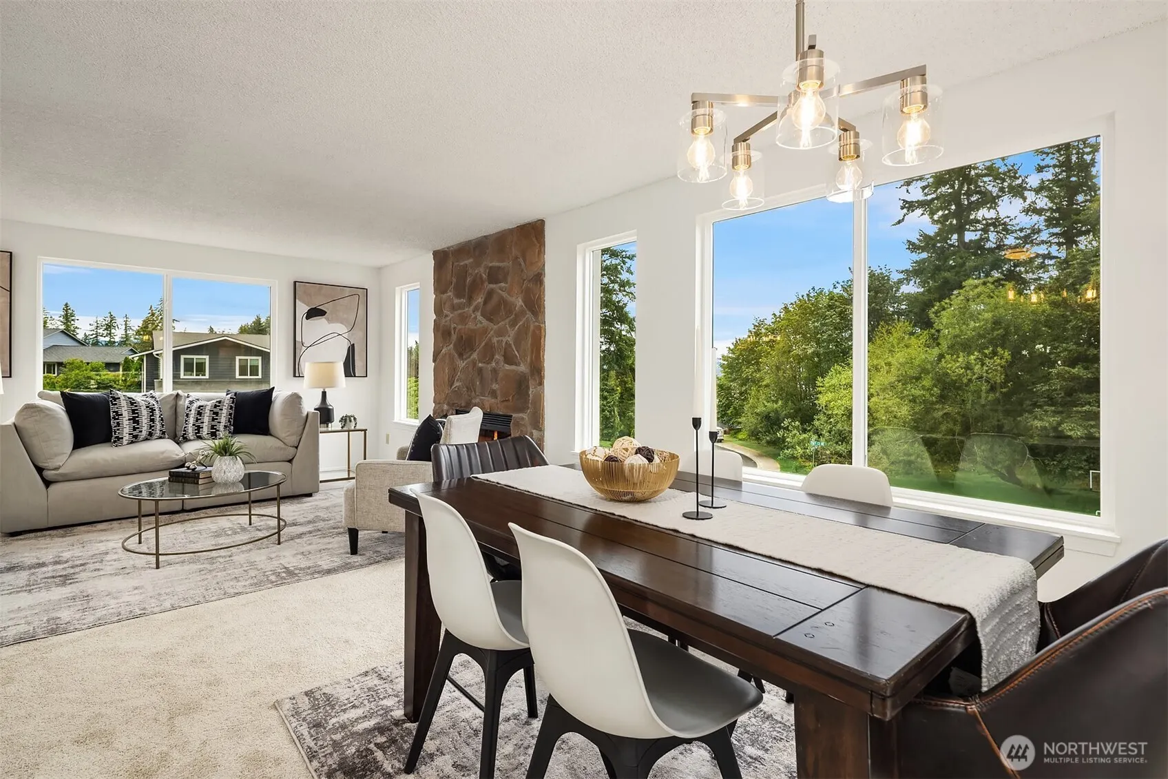 21006 NE 18th Place , Sammamish, WA 98074