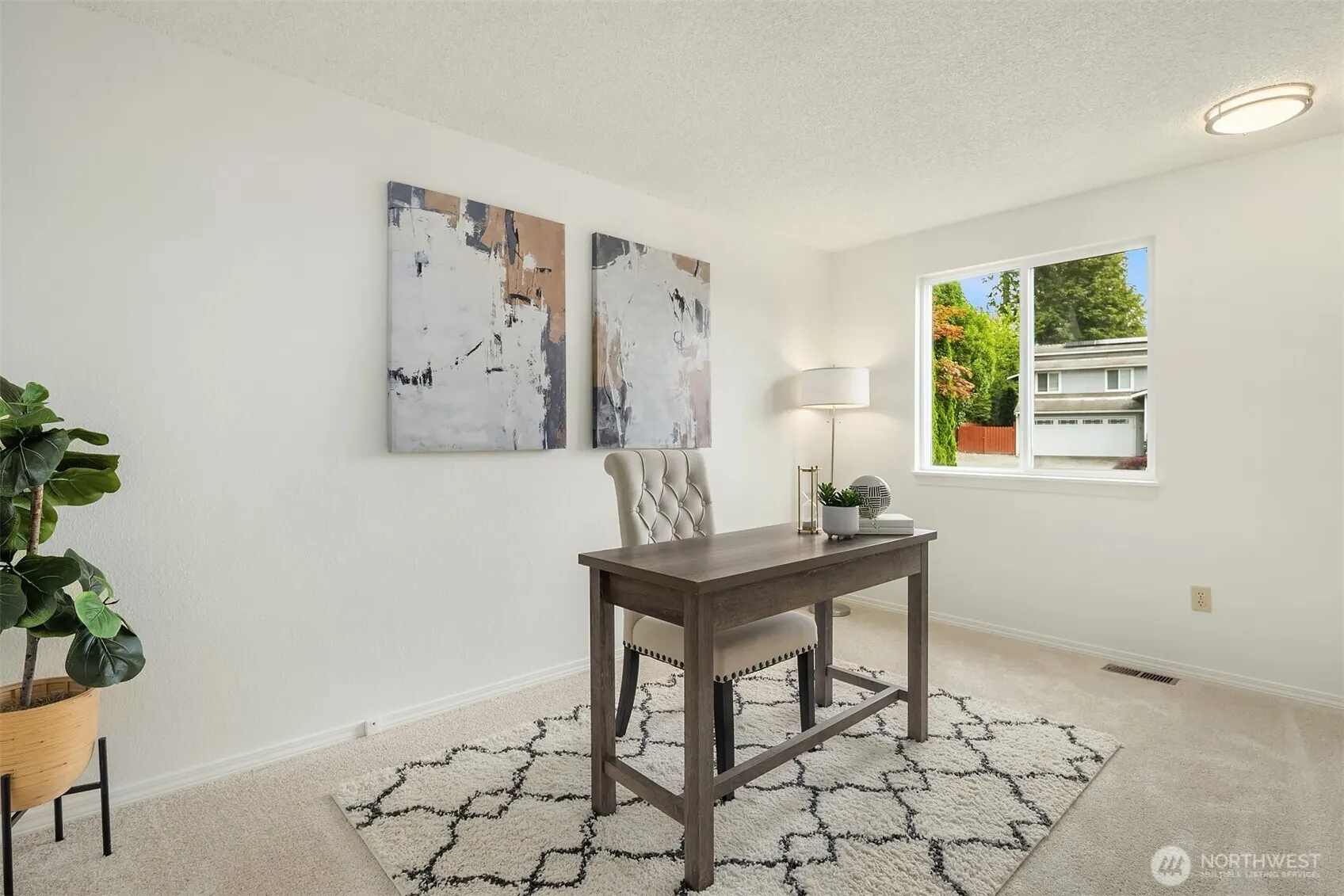 21006 NE 18th Place , Sammamish, WA 98074