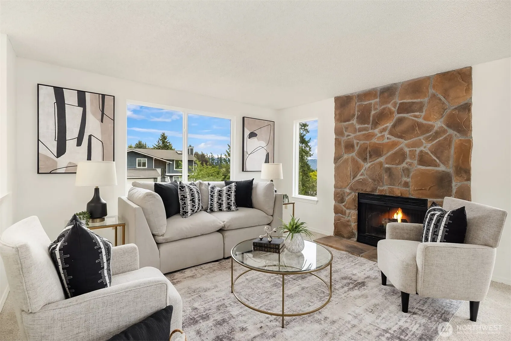 21006 NE 18th Place , Sammamish, WA 98074