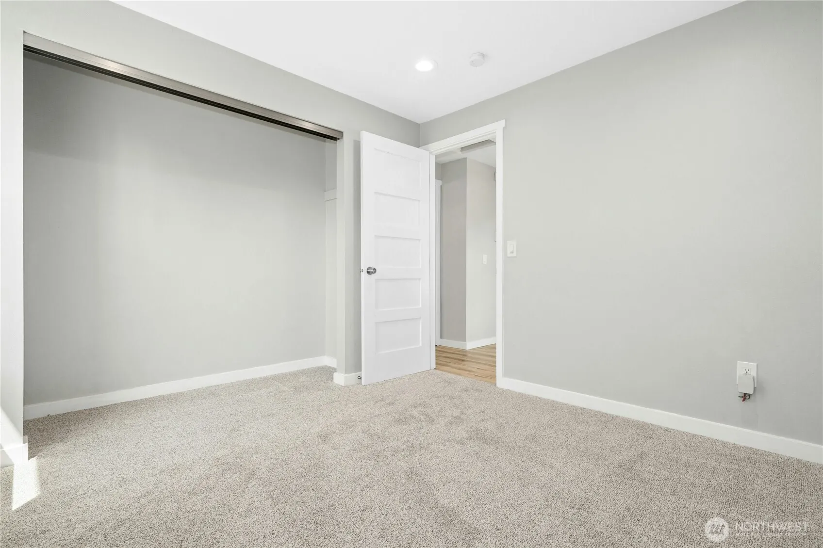 11220 SE 267th Place , Kent, WA 98030