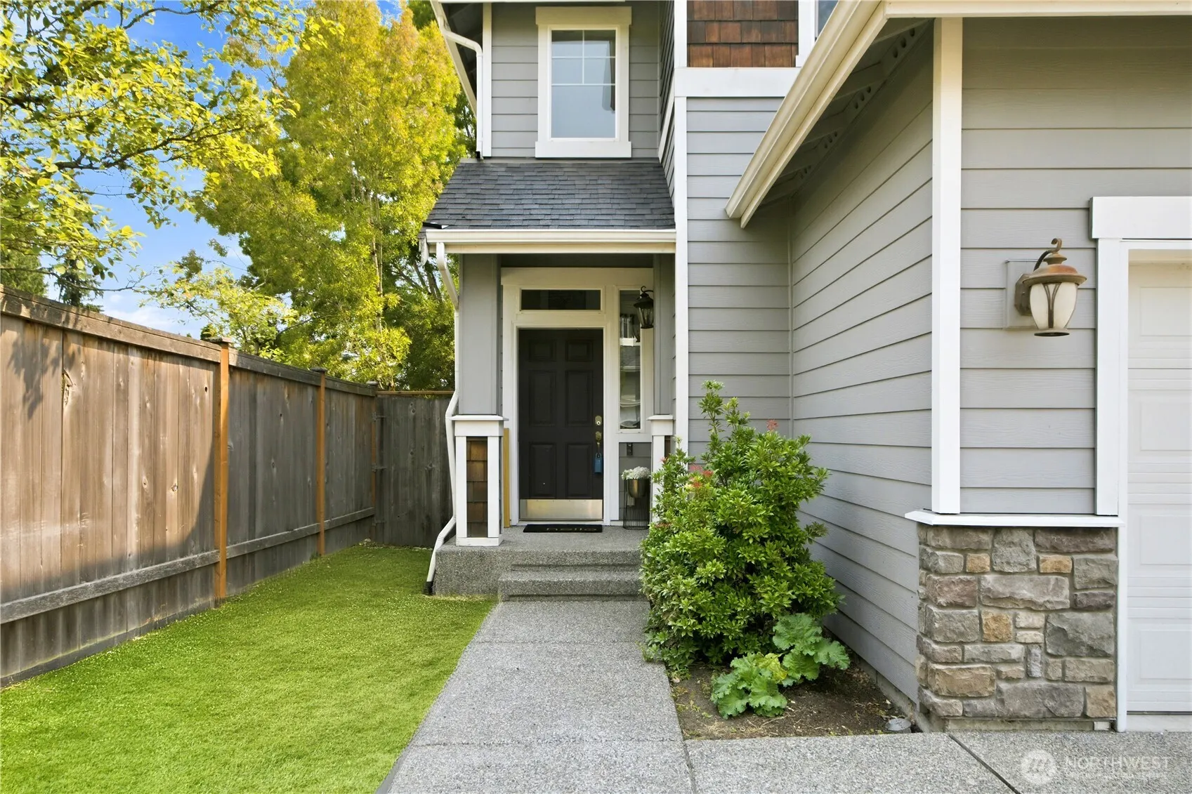 12936 NE 198th Place , Woodinville, WA 98072