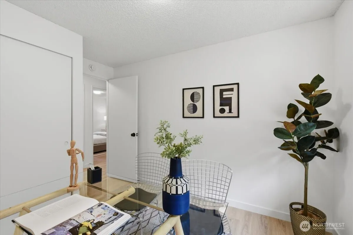 17448 NE 156th Street , Woodinville, WA 98072